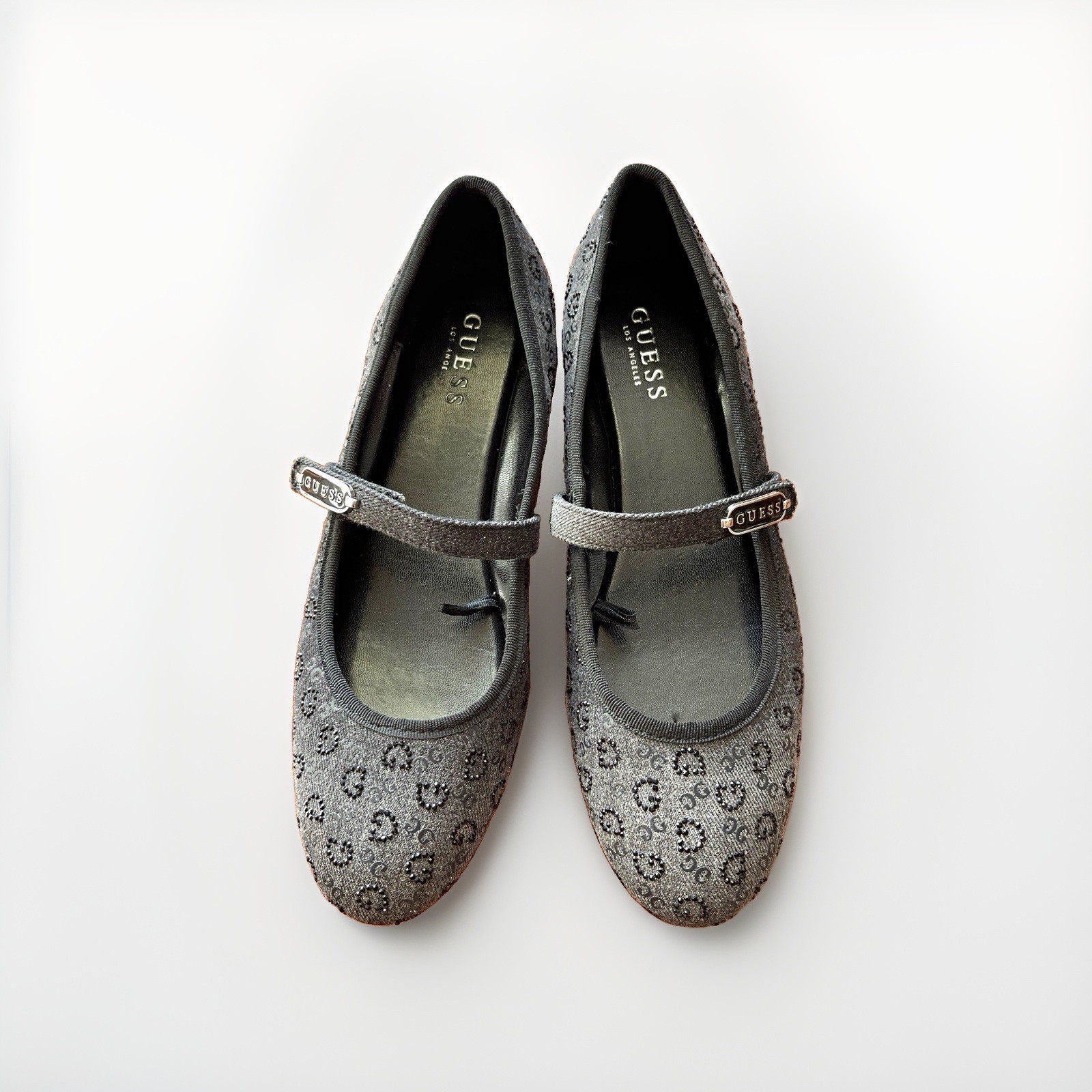 GUESS NWOT Women’s Mary Jane Flats Ankle Strap Logo Pattern Gray/Black 9.5 M