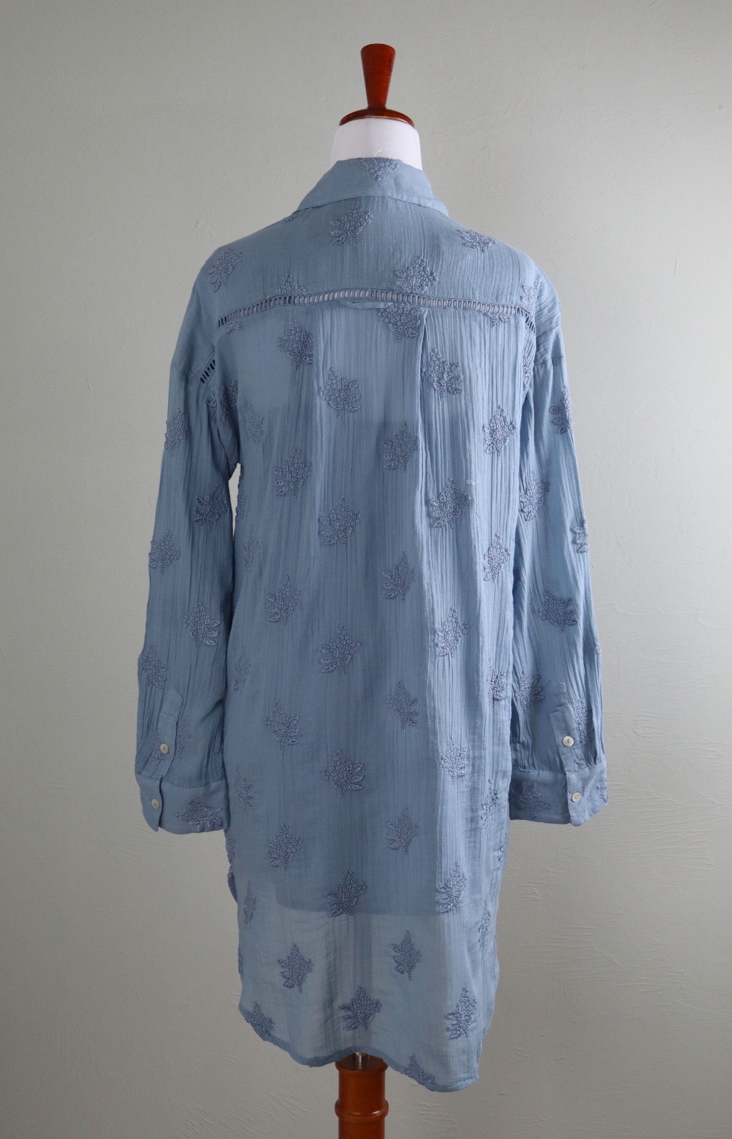 SUNDANCE Catalog NWT Cloverfield Embroidered Tunic Shirt Top in Blue Size Small