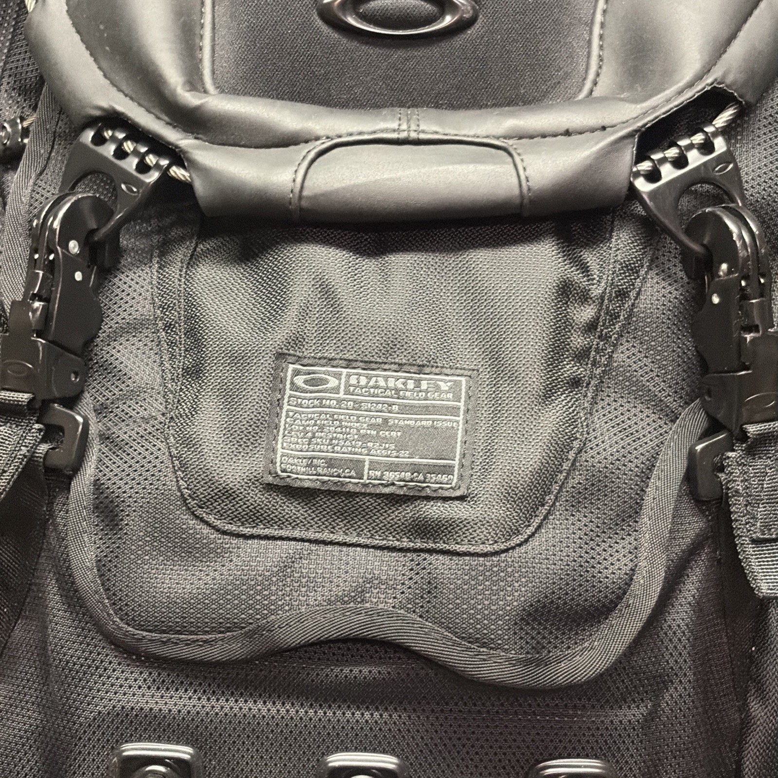 Oakley Kitchen Sink Backpack Stealth Black 34L Tactical Hiking Laptop Bag