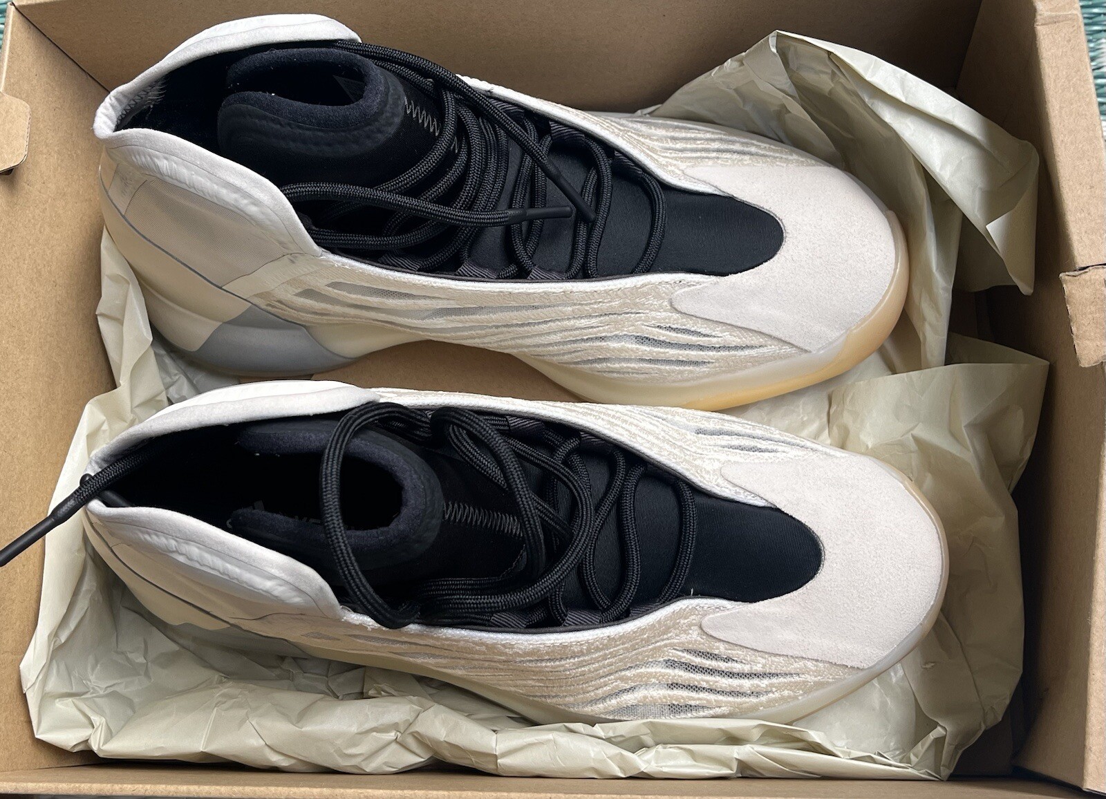 Size 11.5 – adidas Yeezy Quantum Mist Slate