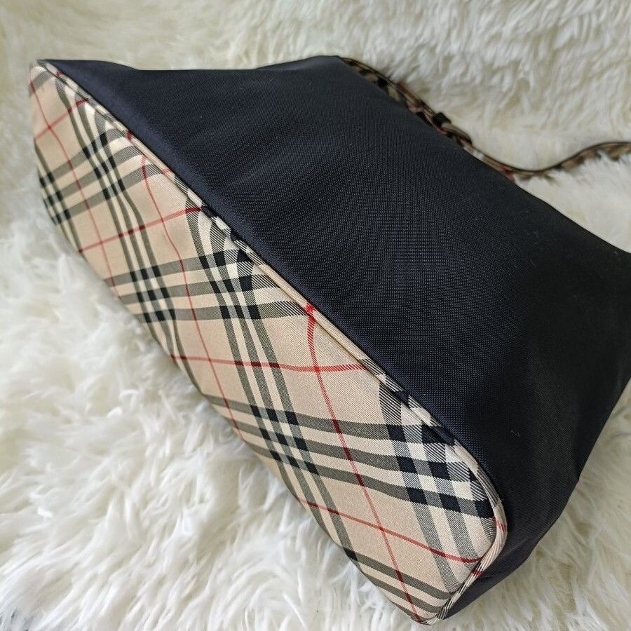 Burberry Nova Check Black Nylon Leather Shoulder Bag Vintage Women 20cm