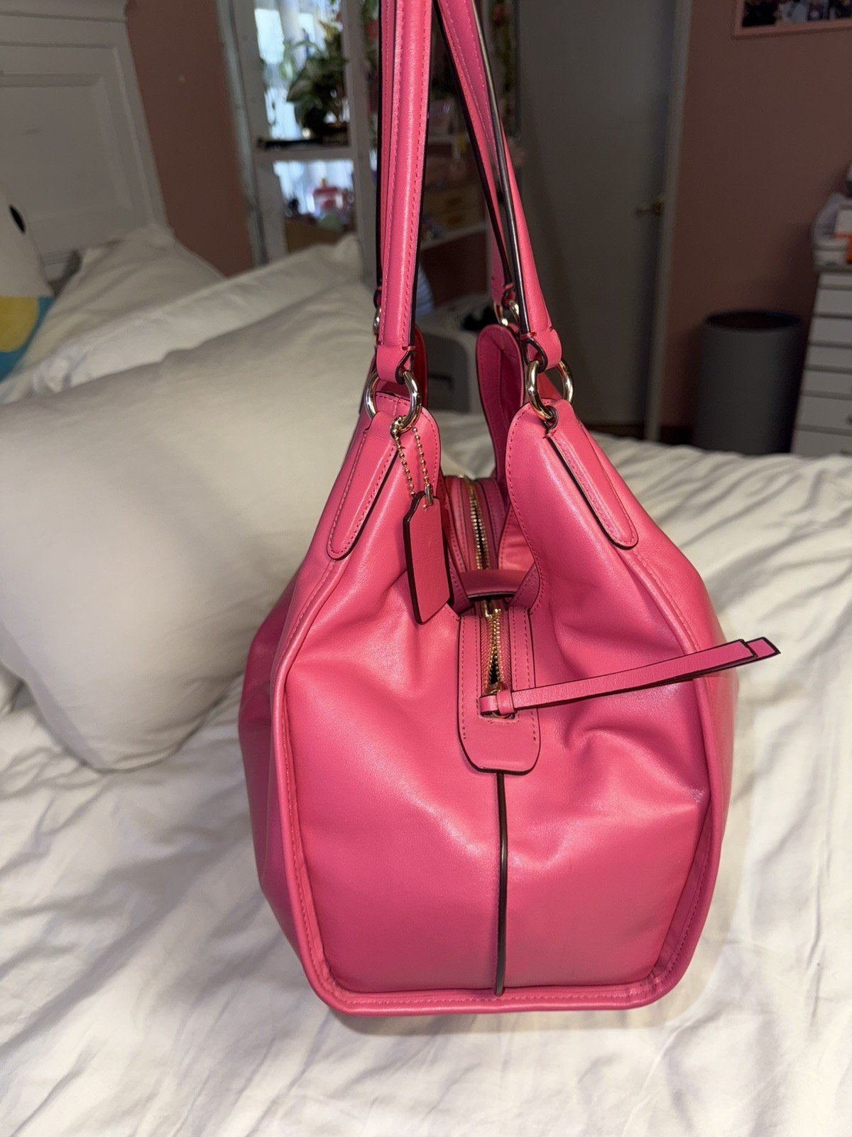 Gorgeous COACH pink Madison Carlyle Should Bag EXCELLENT CONDITION