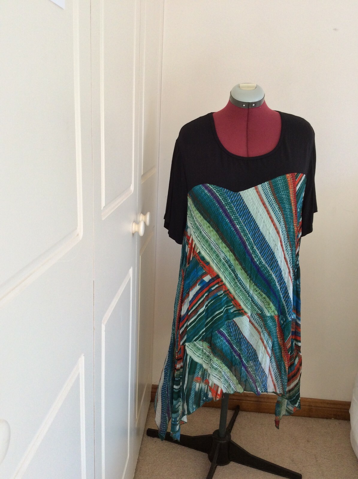 WISHSTONE WOMEN’S S/S MULTICOLORED TOP DRESS IN SIZES S, M, L, XL, XXL