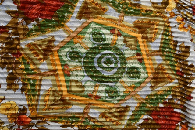 HERMES Pleated Silk Twill Shawl Scarf Orange Multicolor 19.7×51.2in Box Included