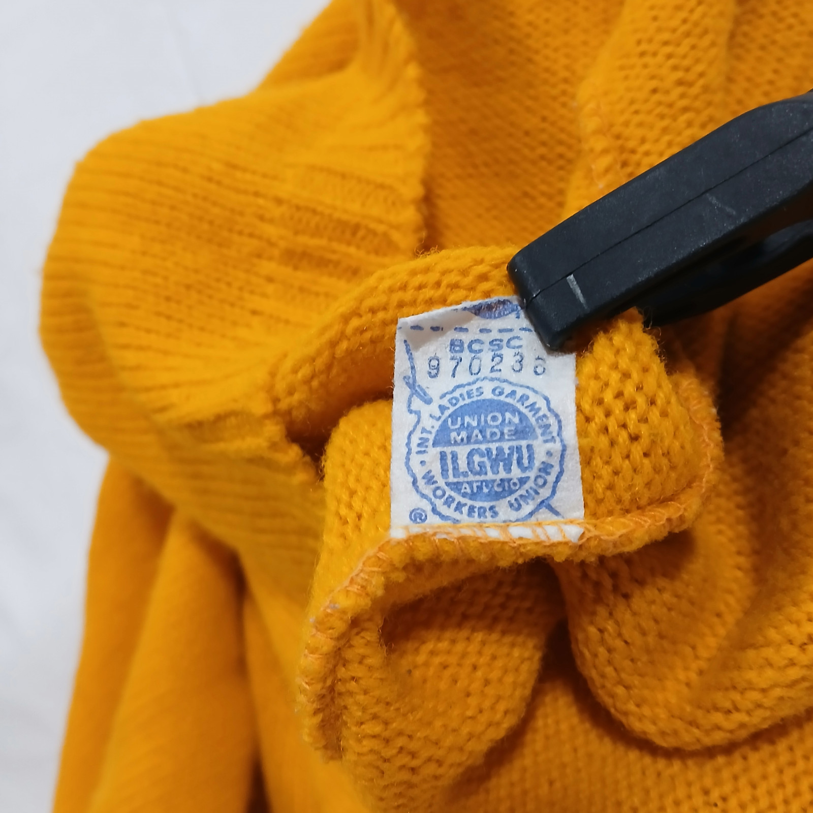 Bobbie Brooks Sweater Vest Womens M Marigold Orange Knit Pocket ILGW Vintage 70s