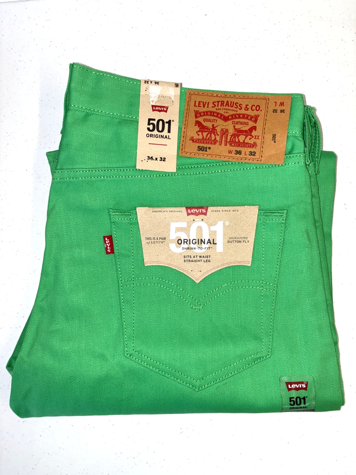 501 LEVI jeans Mens 36×32 straight leg, button fly shrink to fit NEW Mint Denim