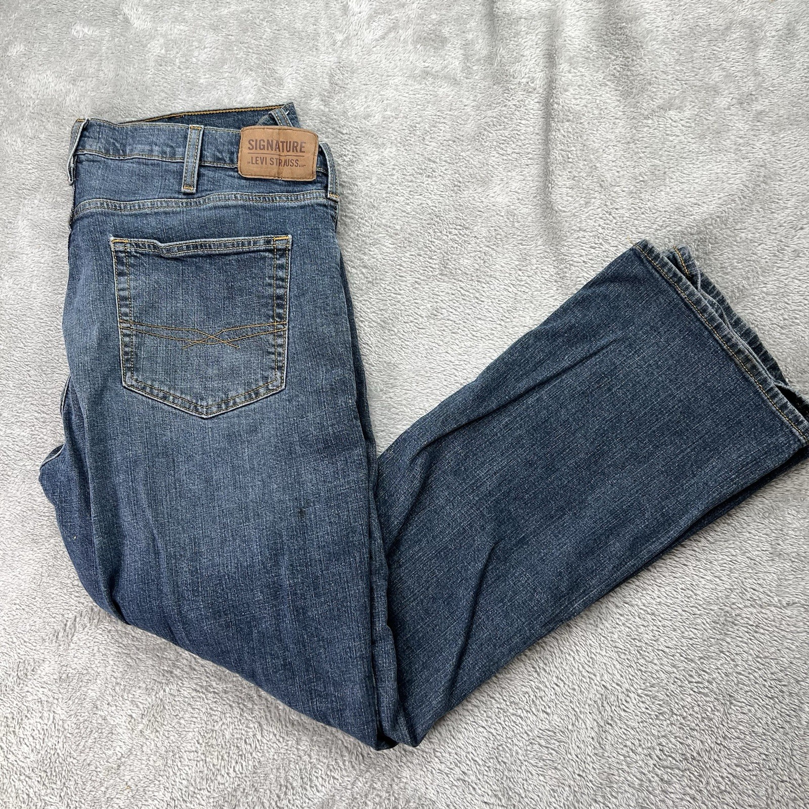 Signature Levi Strauss Bootcut W38 L32 Blue Jeans comfort