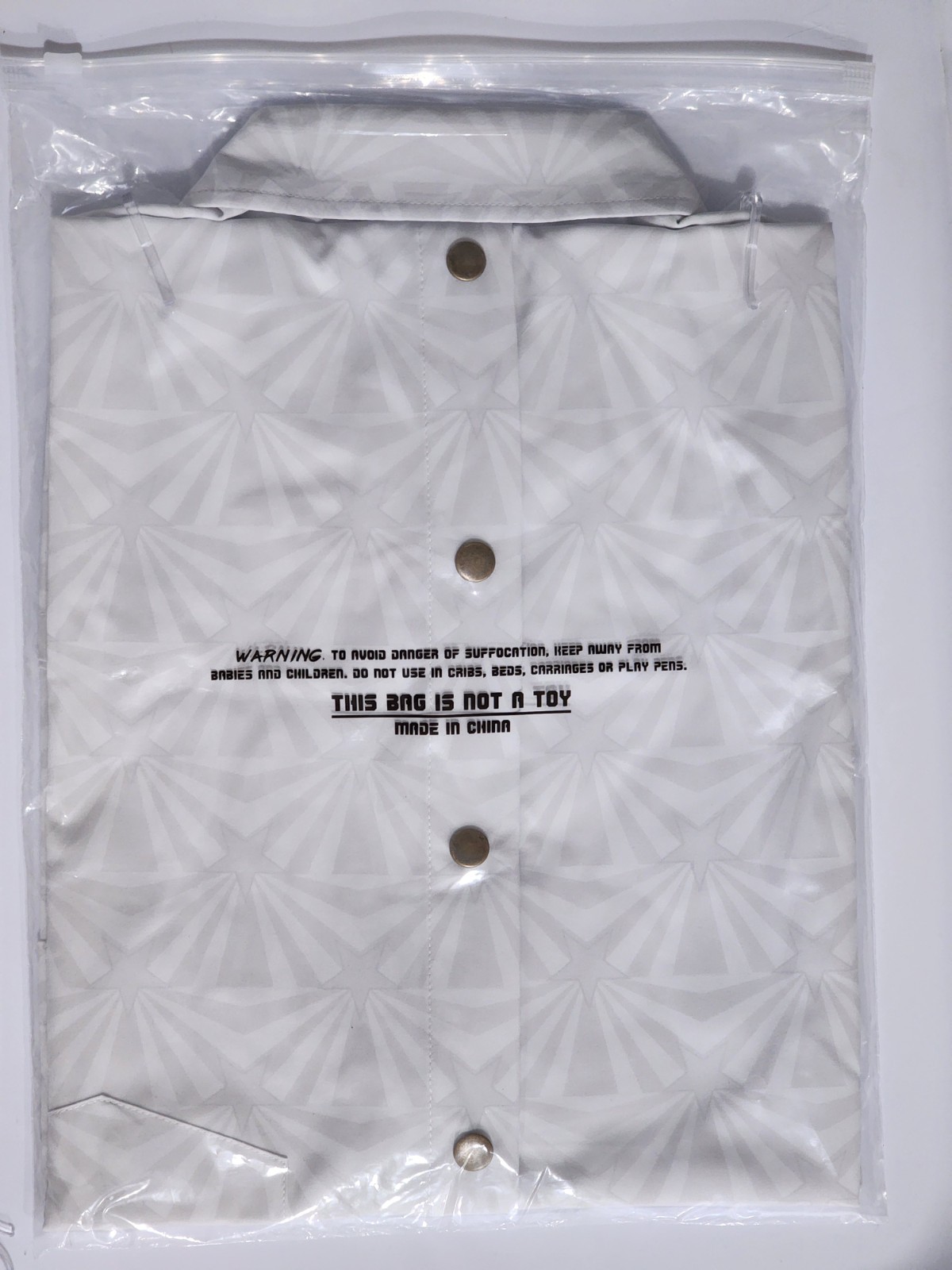 Retro Rifle Peacemaker Button Down (Brass Snaps). Men’s X-Large – New With Tags