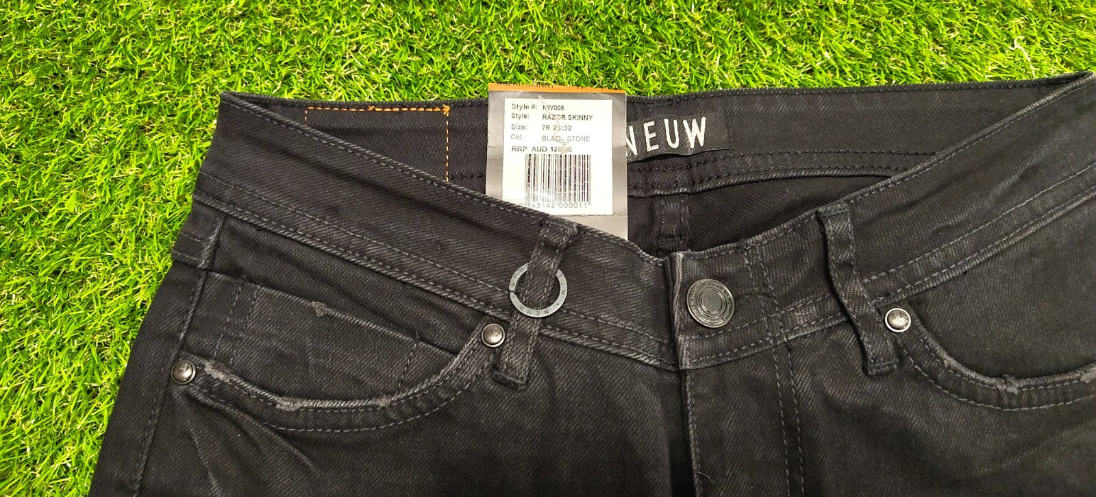 NEUW – Razor Skinny – Black Stone – 25W 32L (7R) New With Tags RRP $129.95