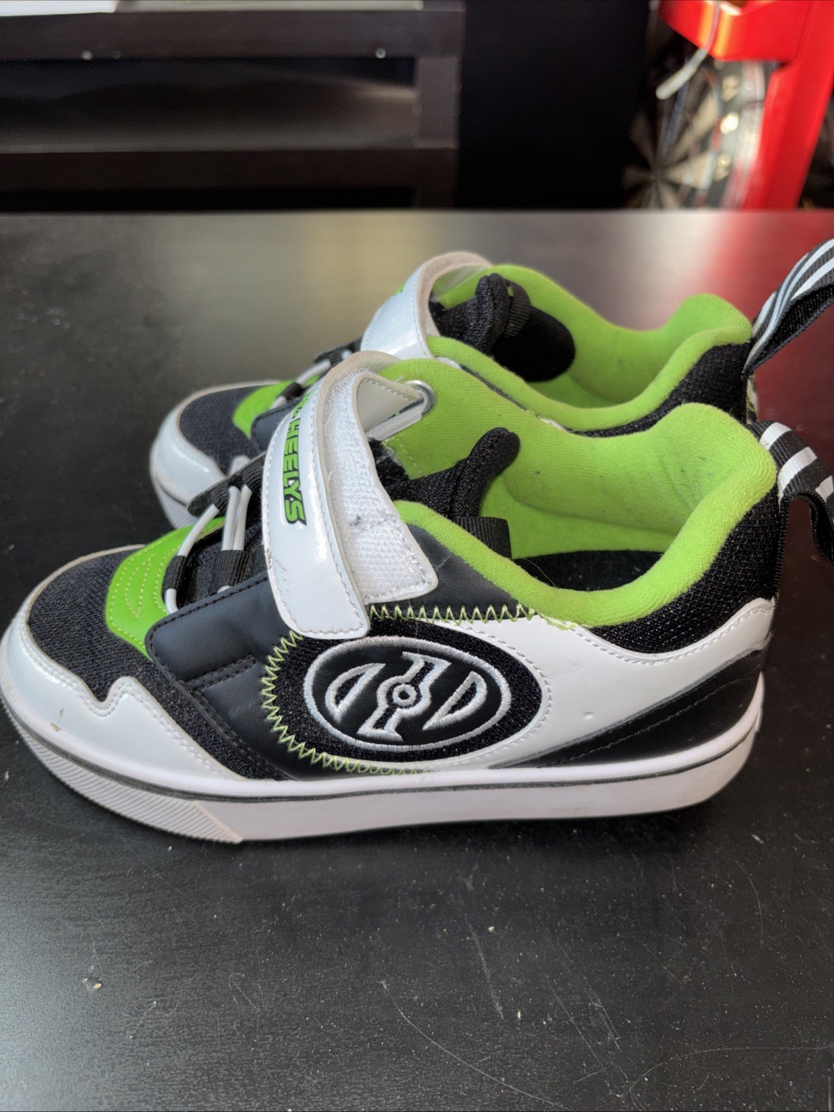 Heelys Kids’ Rocket x2 Shoes Black/White/Charcoal/Neon Green – HE100848K-BKWCNG,