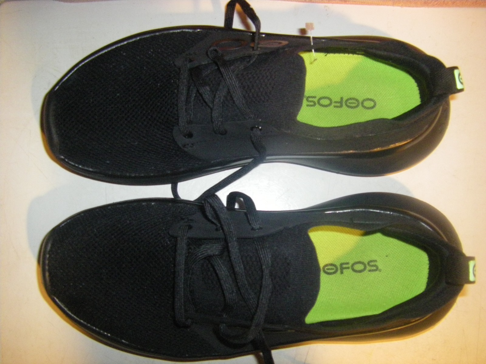 Oofos Men’s OOmy Stride Lace Up Recovery Shoes M9/42