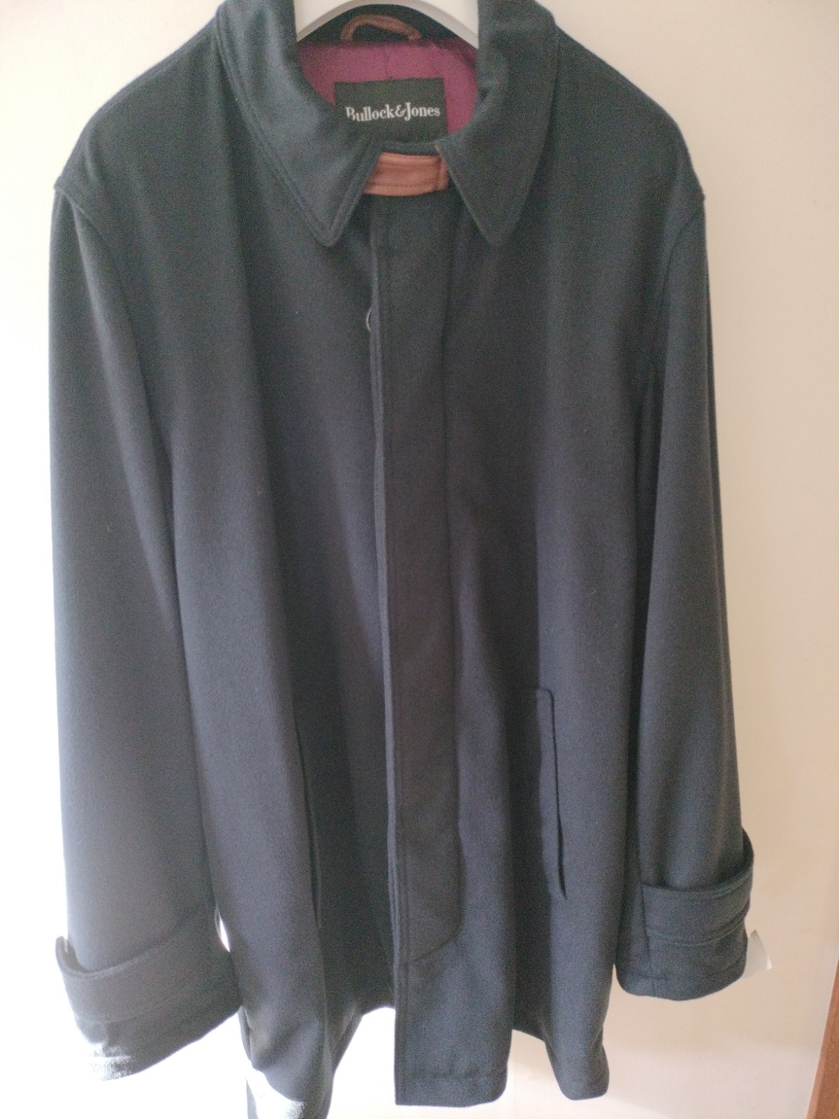 Bullock&Jones Navy dress 3/4 wool coat new/tags XL. Well made, updated design.