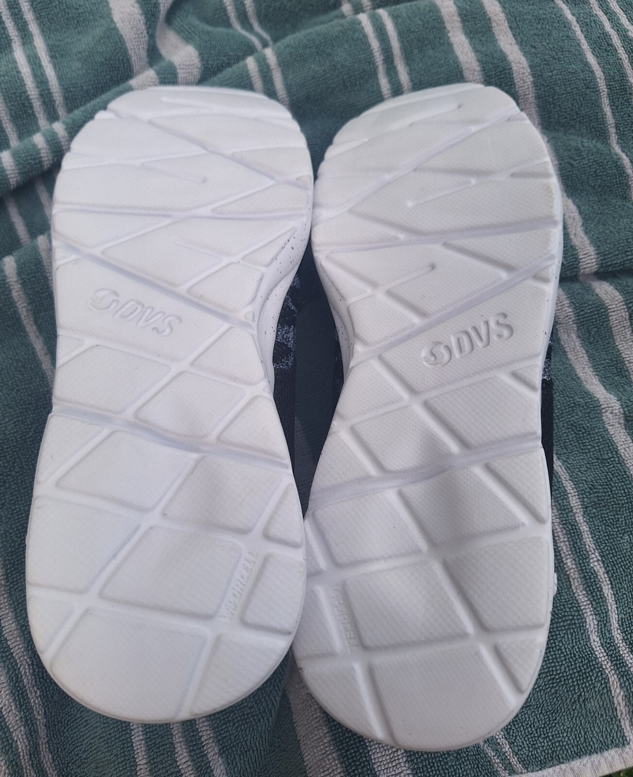 NEW ~ DVS Premier 2.0+ White/Grey Sneakers (DVF0000290)