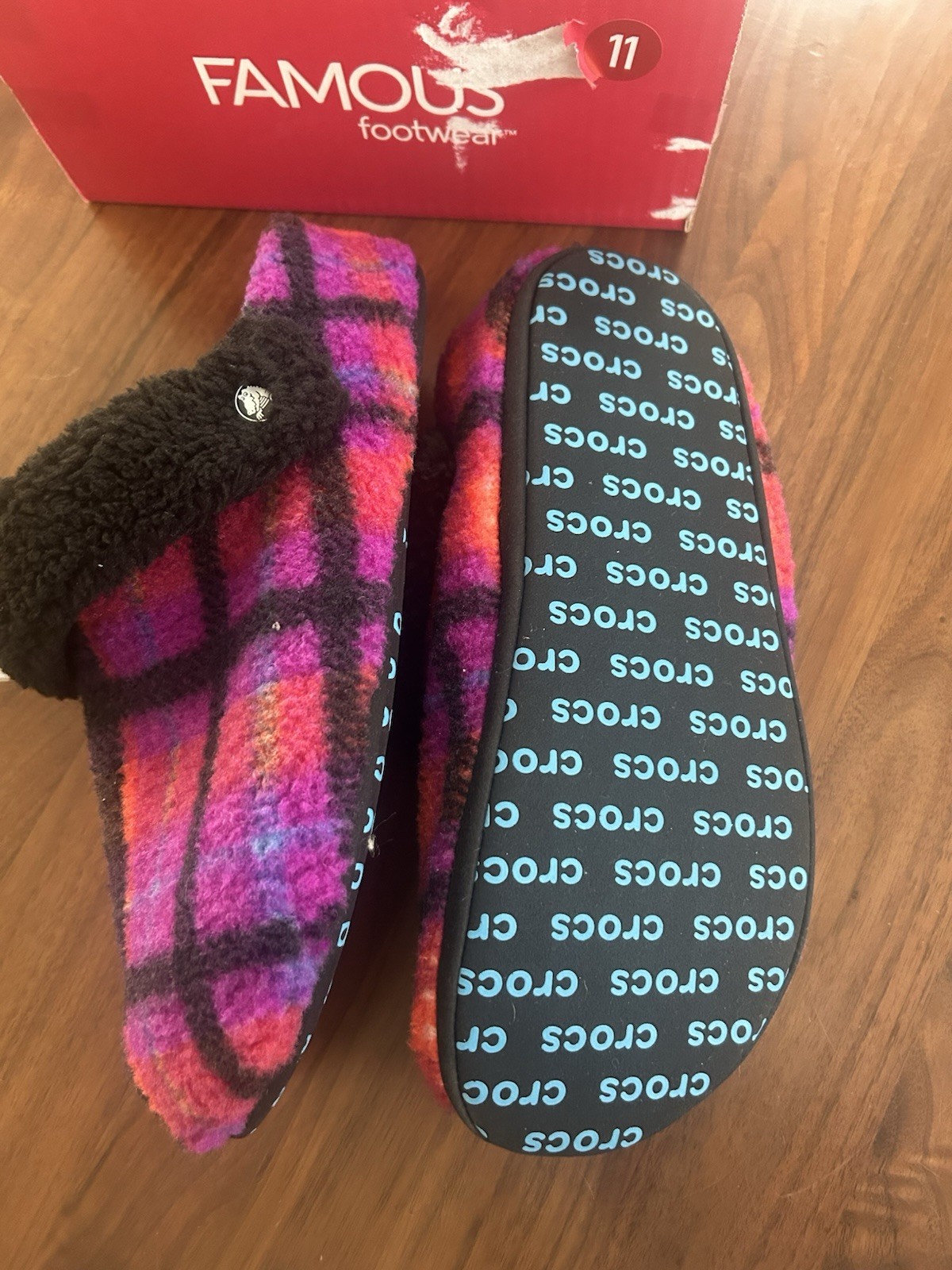 Crocs Classic Cozzzy Plaid Slipper-US Women’s size 11 Men’s size 9- NWT