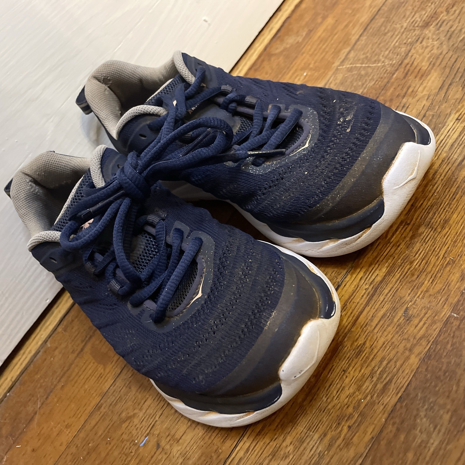 HOKA One One W Akasa Time To Fly Navy Peach White US 6 EU 37 1/3