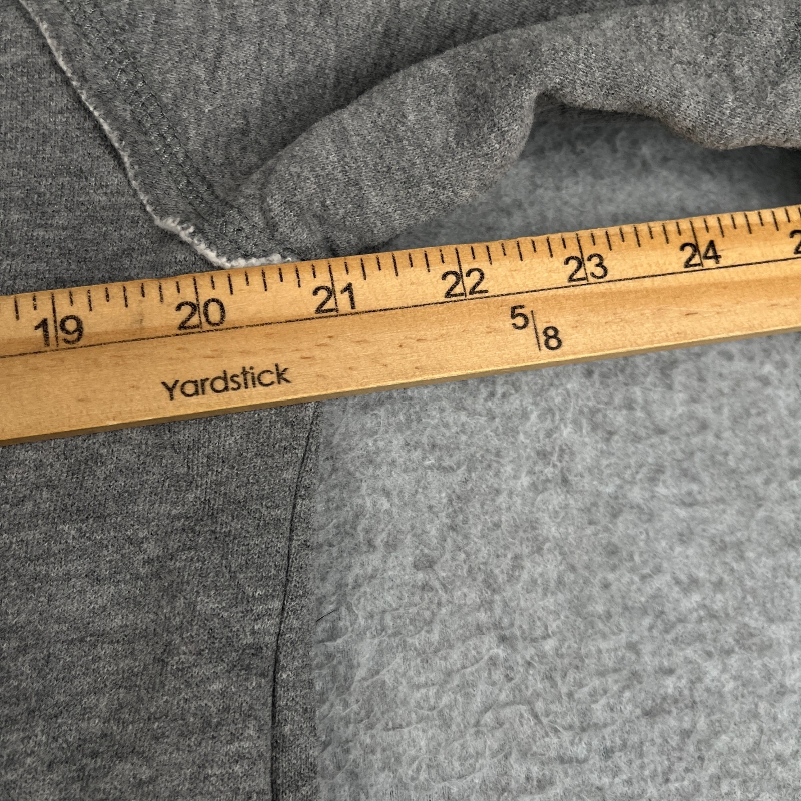 Wizarding World Harry Potter Gryffindor Sweatshirt Medium Grey Sweater Pullover