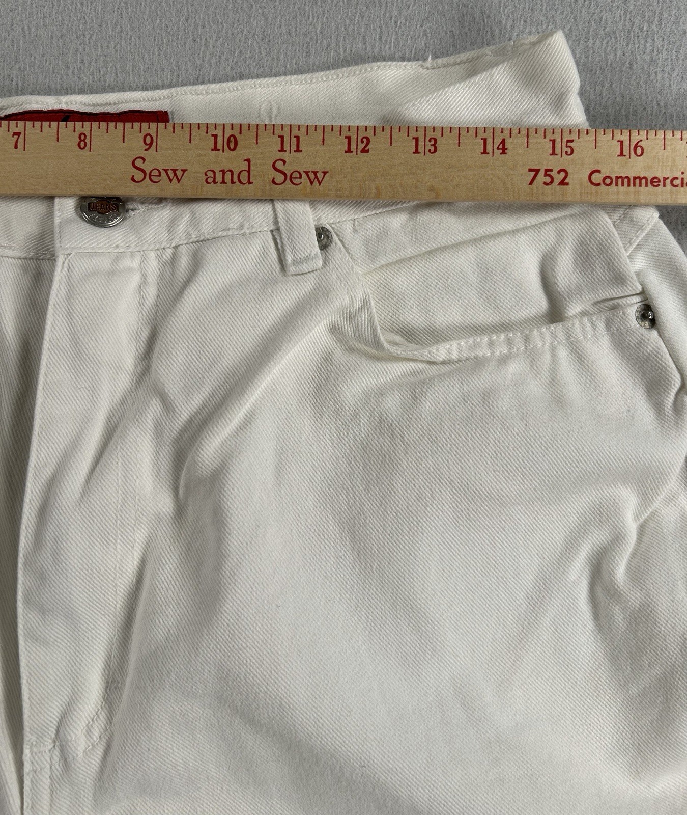 Vintage 90s No Excuses Tough White Denim High Rise Mom Jeans Size 16/17