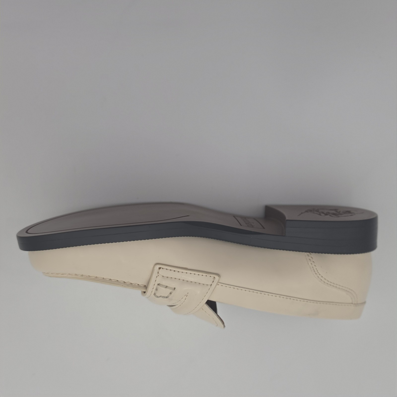 Franco Sarto Cream Loafers Size 5M Women’s Slip-On Classic Preppy Chic NEW