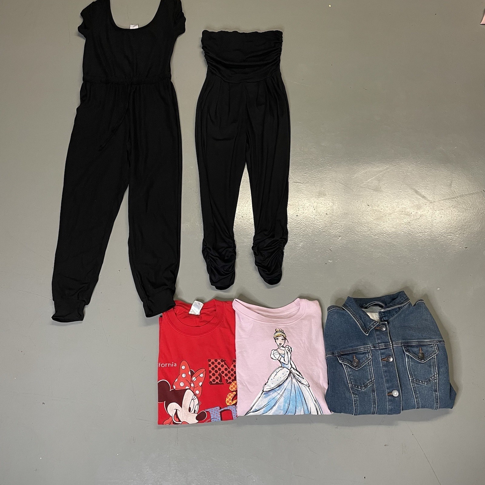 Random Lot Of Women’s Clothing, Small 2 Rompers 3 Shirts, Women’s Mixed Disney