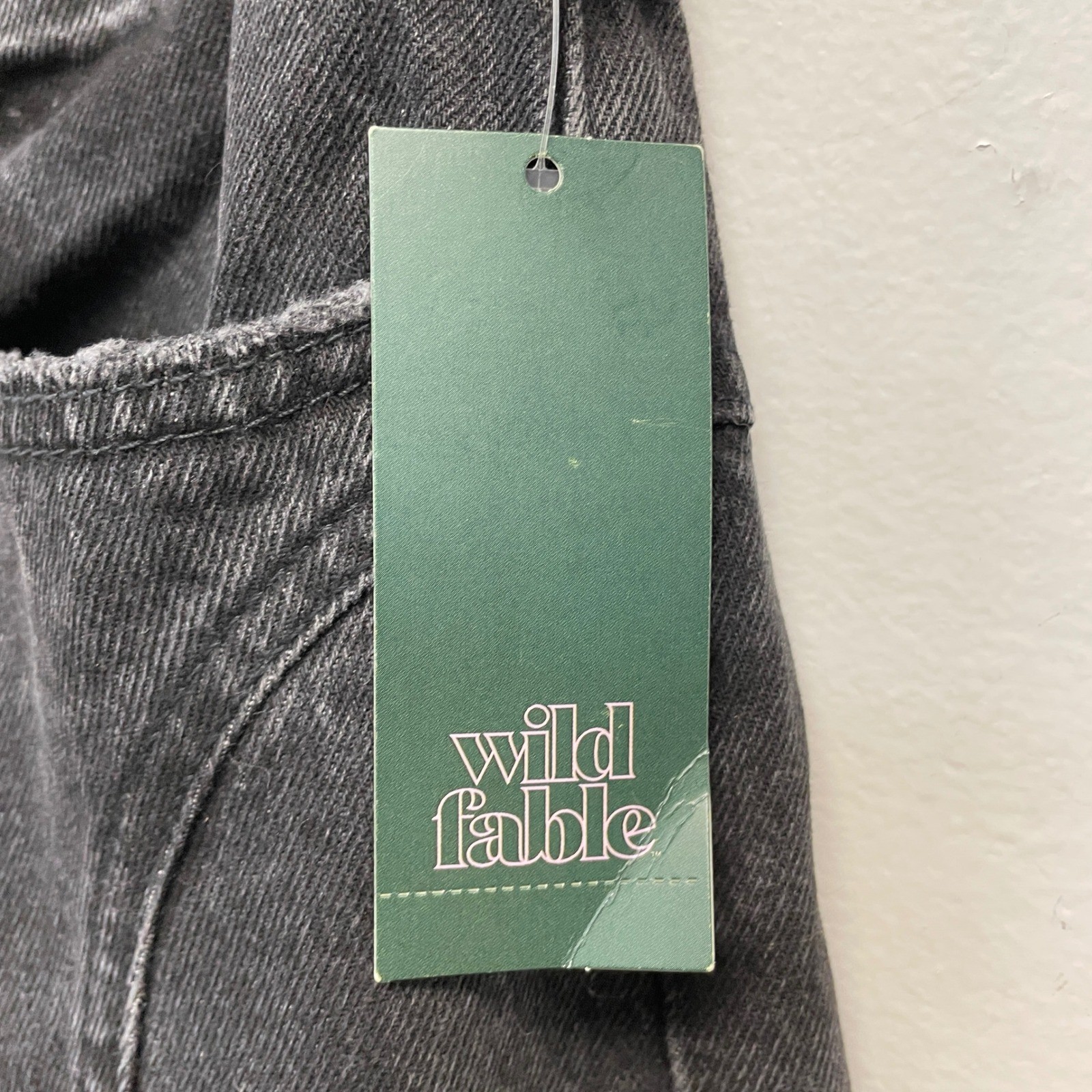 Wild Fable Women’s Black Seam Detail Mid Rise Must Have Barrel Jeans Size 10