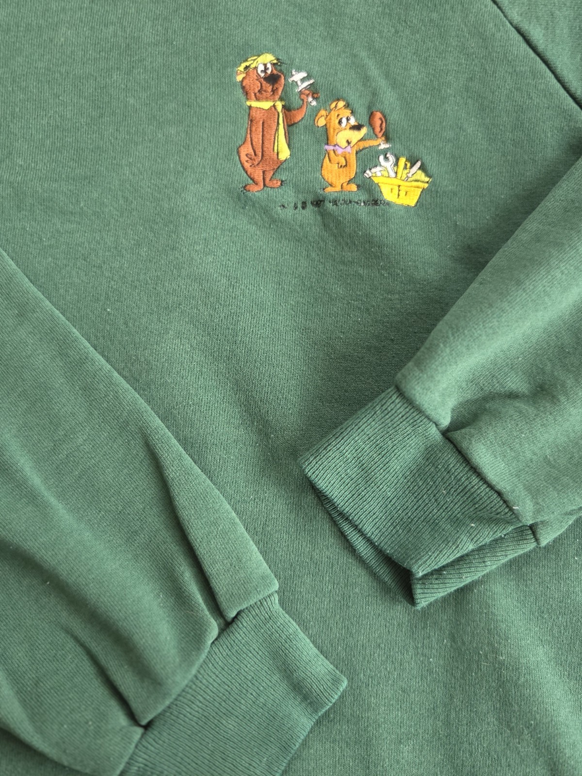 Cartoon Network Yogi Bear & Boo Boo Wacky Racing Sweatshirt 1997
