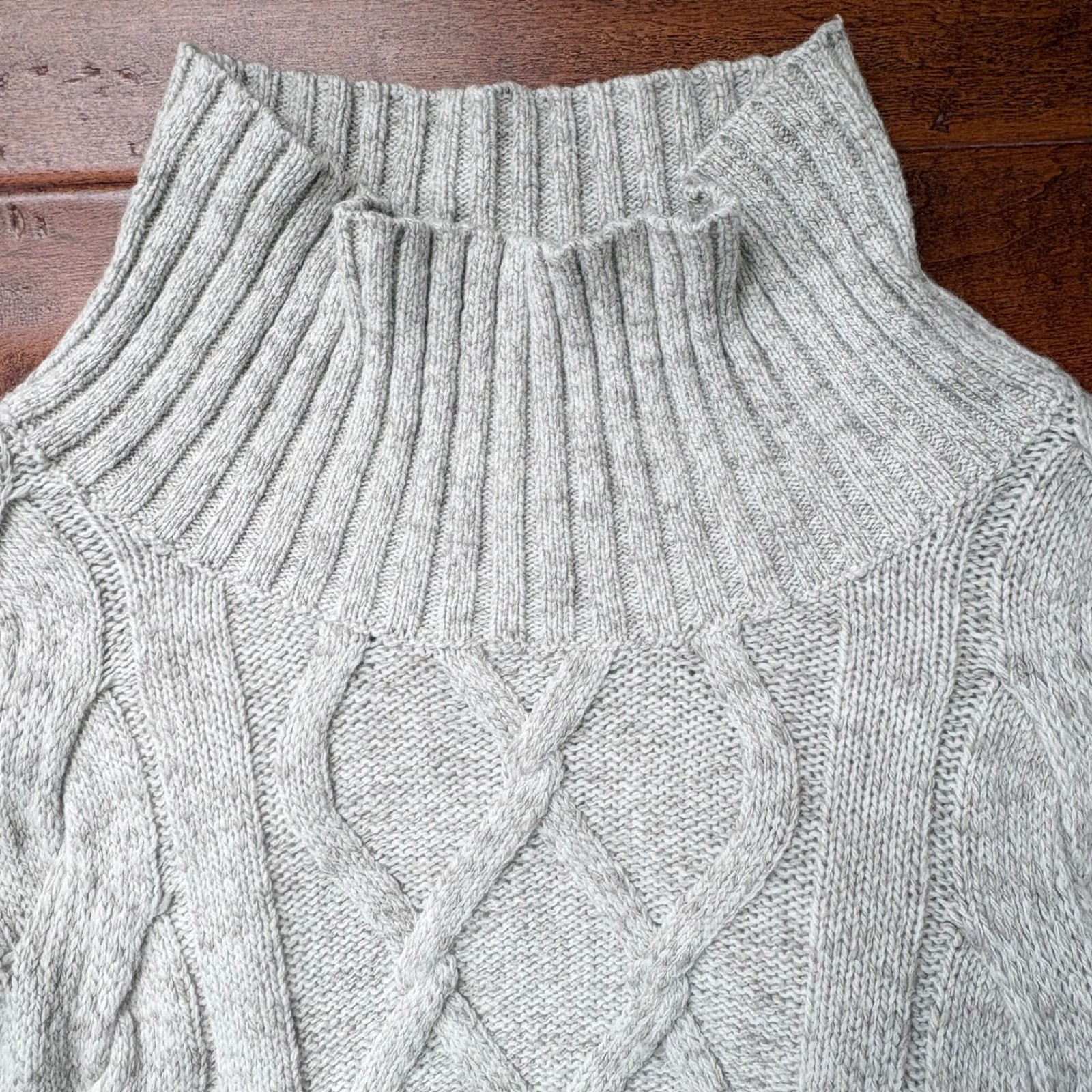 Banana Republic Cable Knit Wool Blend Sweater Women M Gray