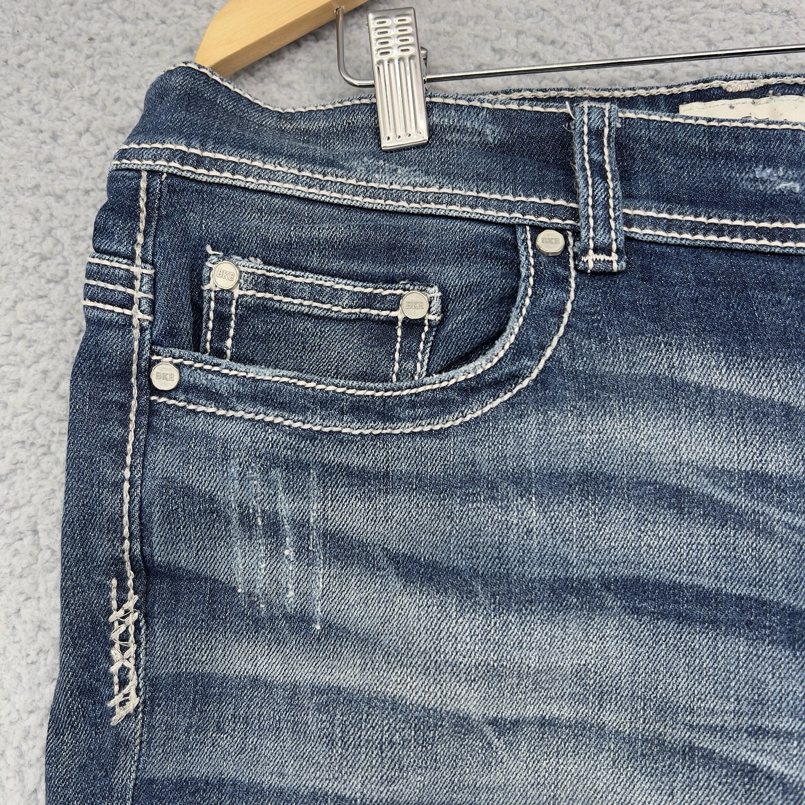 BKE Denim Payton Jeans Womens 31R Bootcut Stretch Medium Wash Distressed