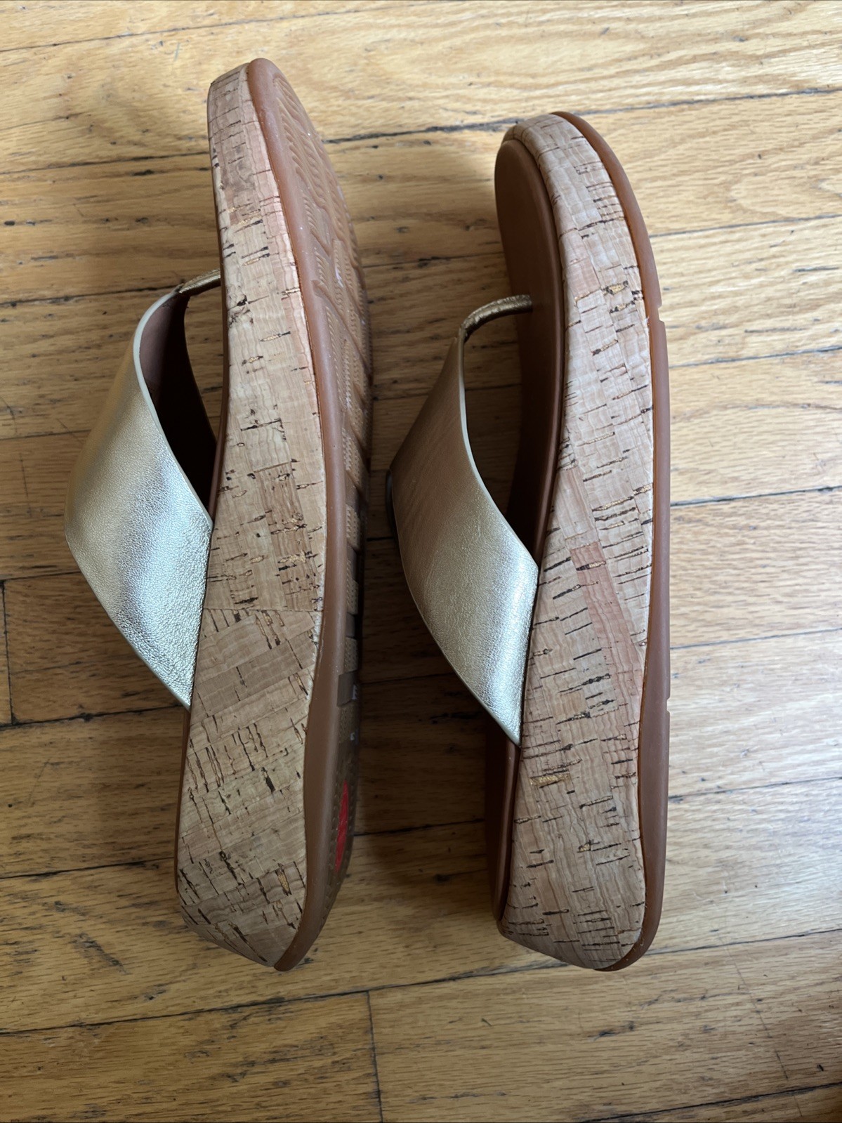 FITFLOP NEW F-MODE LEATHER FLATFORM TOE POST THONG SANDALS PLATINO GOLD -10