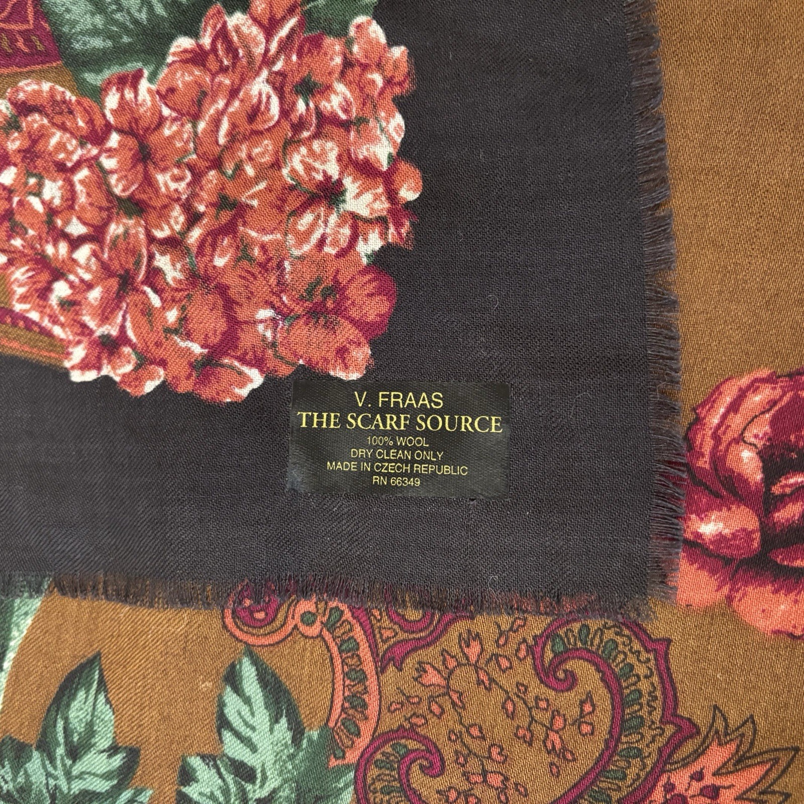 VTG V. Fraas The Scarf Source 100% Wool Scarf Wrap Shawl Floral Paisley Square