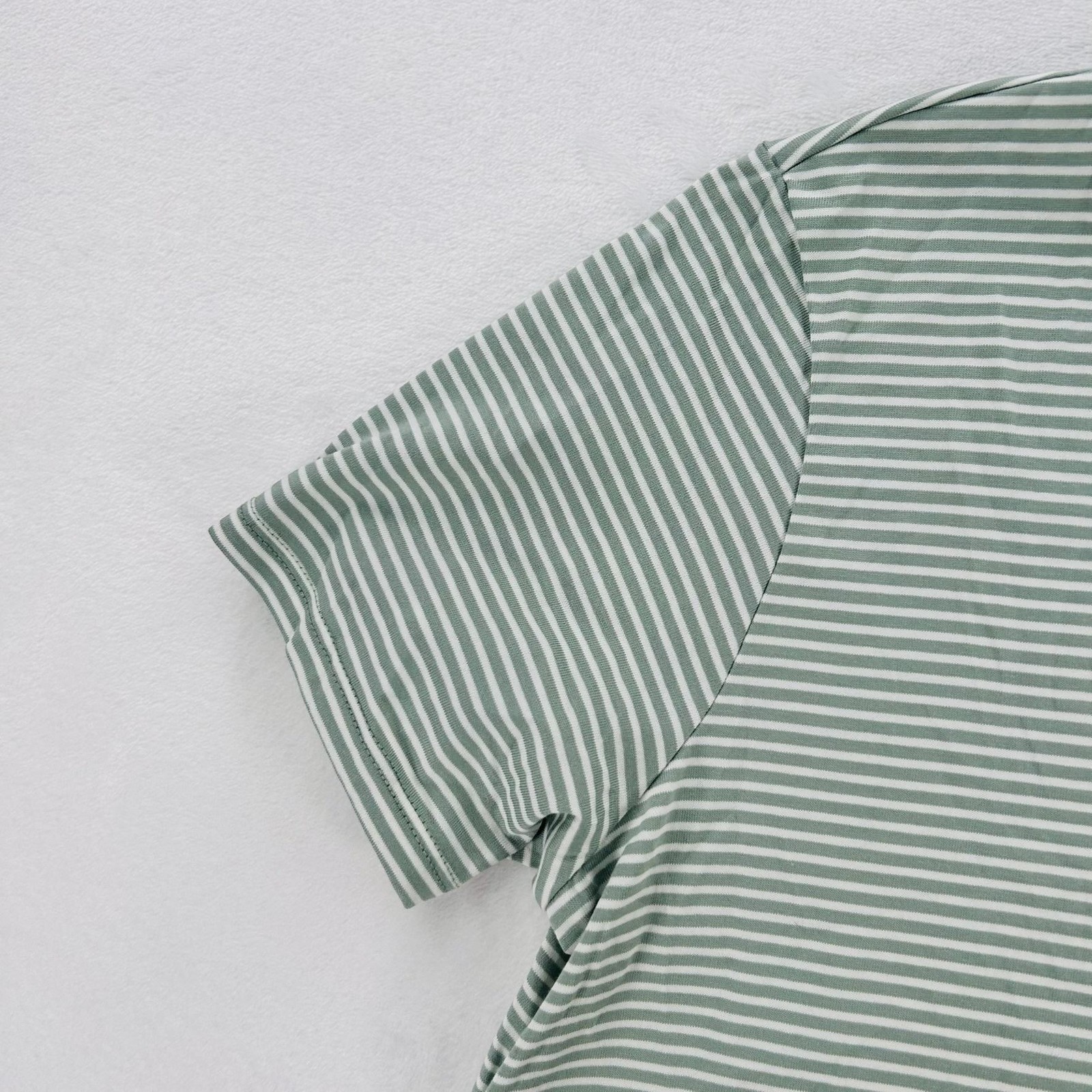 Lands End Shirt Womens Small Green White Stripe Supima V Neck Tee Cotton NEW