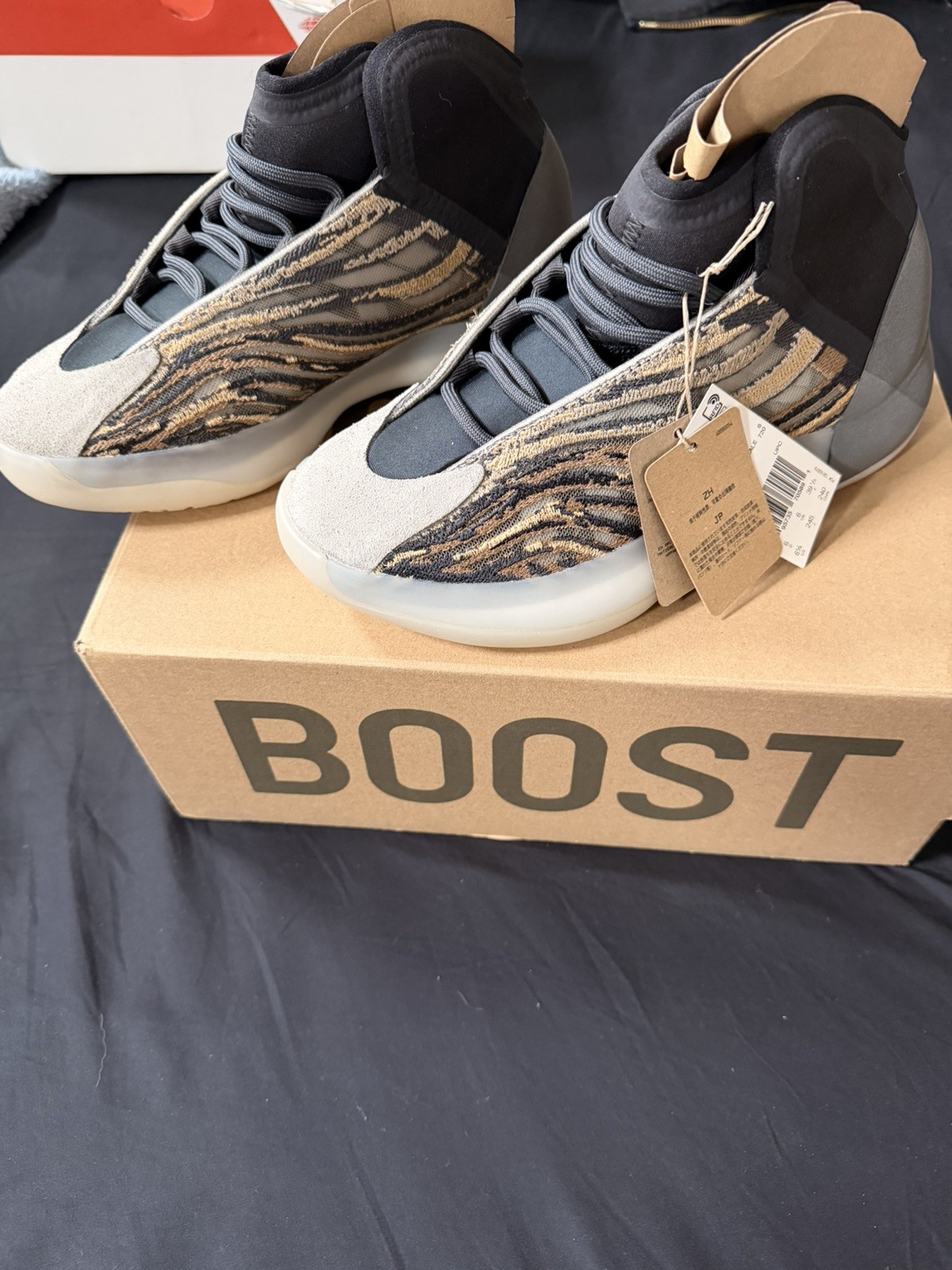 adidas Yeezy QNTM Amber Tint HQ2085 High Top Neoprene Upper Rubber Outsole 6.5