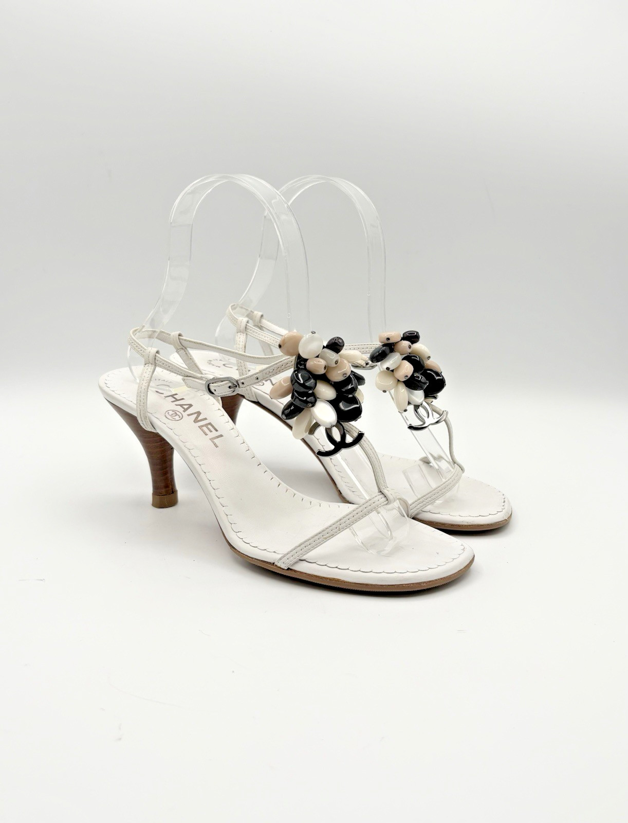 Chanel White Leather T Strap Sandals Beaded Accent CC Logo Vintage Size EU 36.5