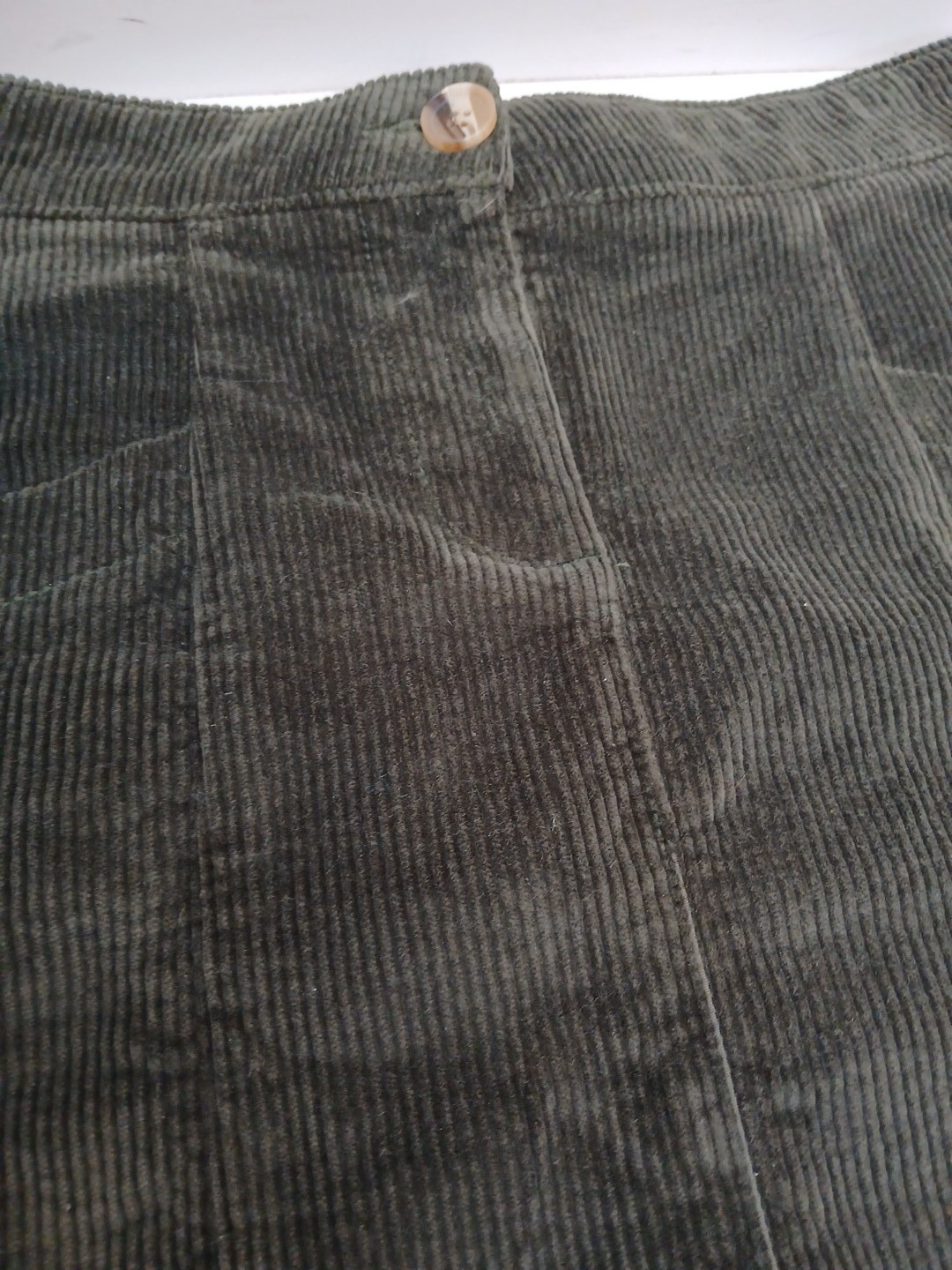 Crew Clothing Chunky Corduroy Skirt with Stretch Womens Size UK 8 Front Pockets.