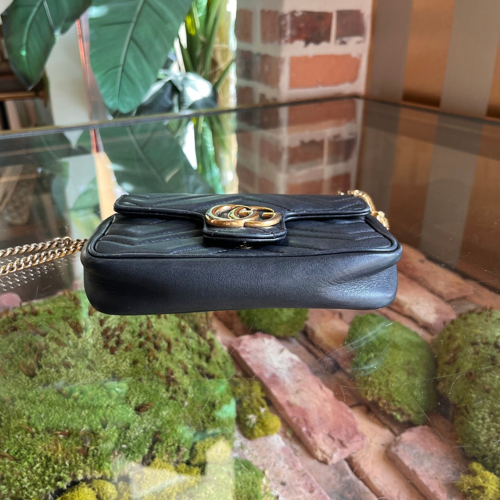 GUCCI GG Marmont Super Mini Black Calfskin Matelassé Crossbody