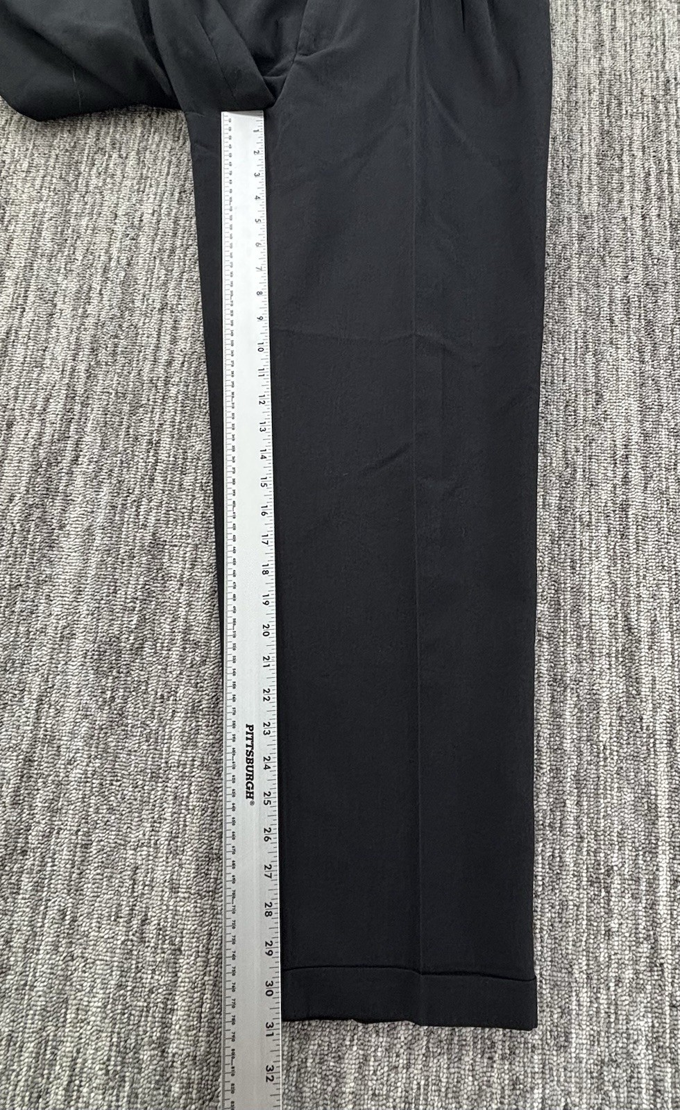 VTG Men’s Loose Relaxed Black Pleated Cuffed Dress Pants 32×31 Talon Zipper