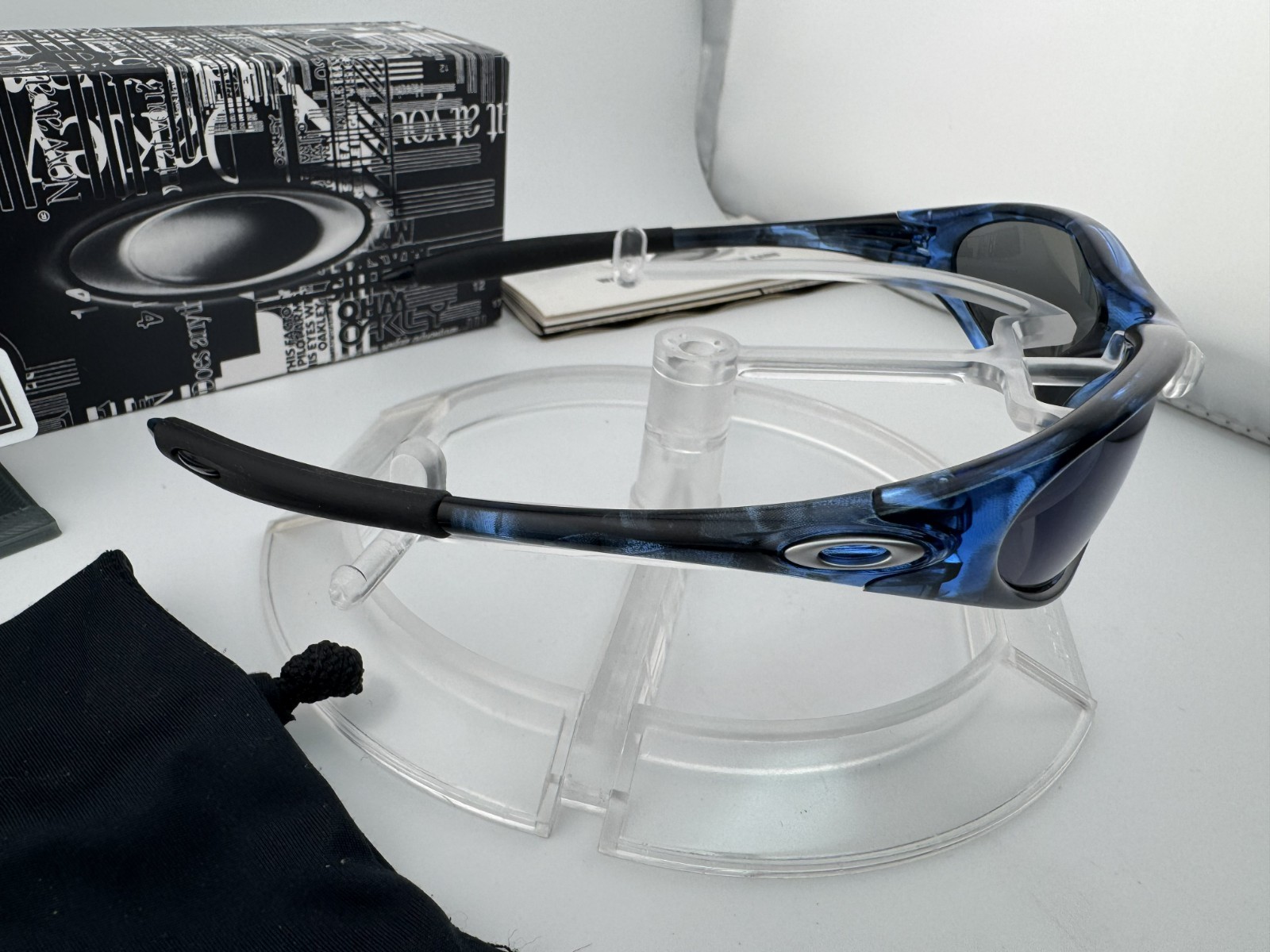 OAKLEY MINUTE GEN 2 BLUE TORTOISE ICE IRIDIUM POLARIZED SUNGLASSES 12-812 RARE
