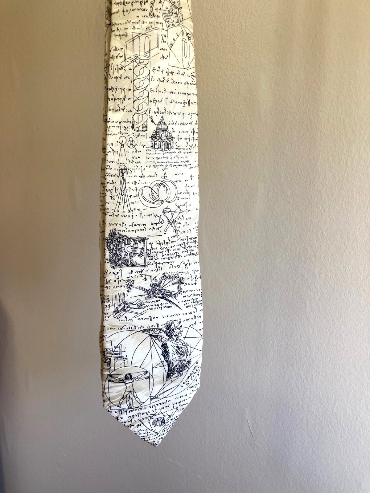 Museum Artifacts Silk Jacquard Necktie Leonardo da Vinci Sketches Cream Black
