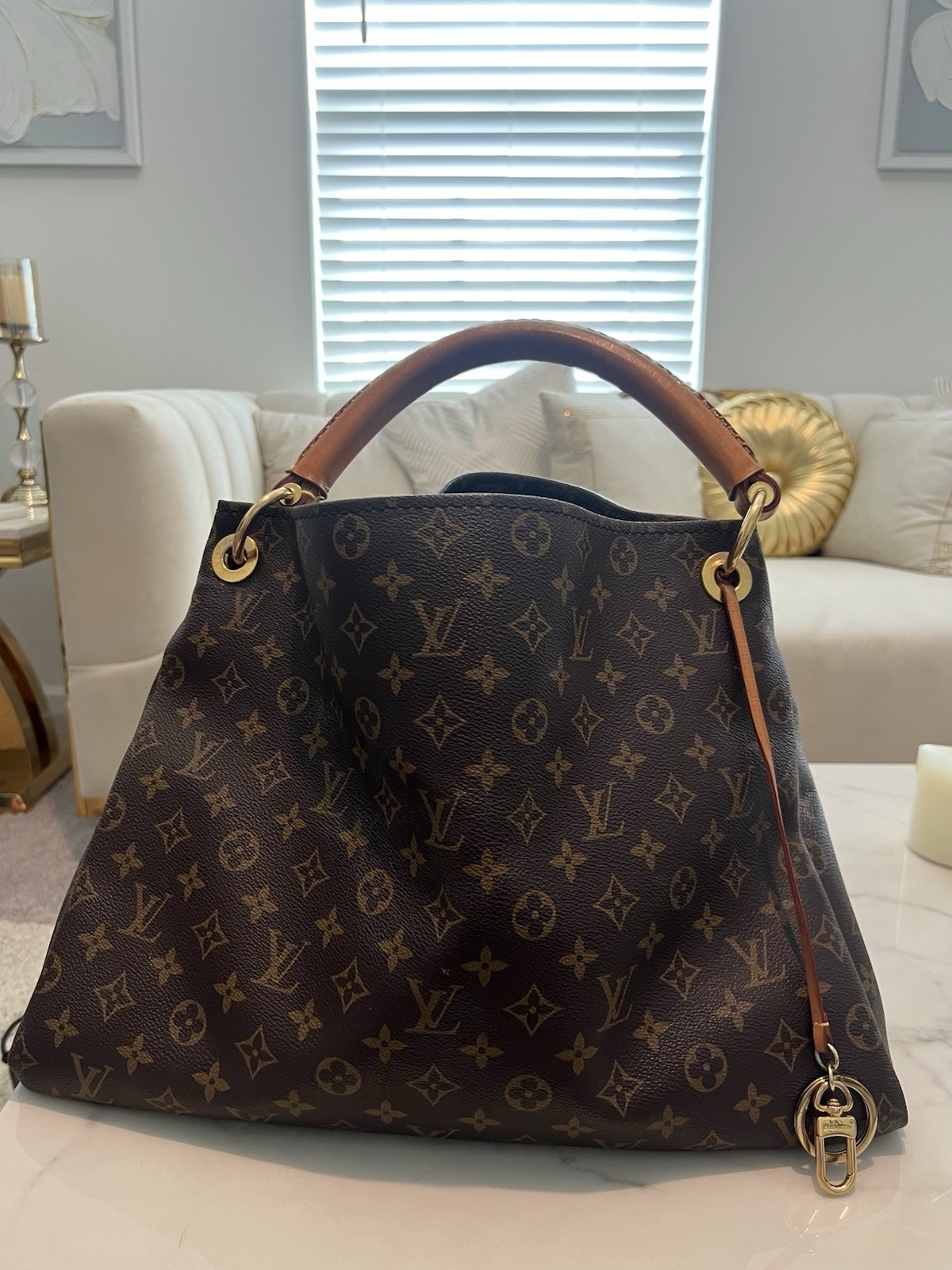LOUIS VUITTON Artsy MM Bag | Monogram Canvas | Shoulder Bag | 100% Authentic