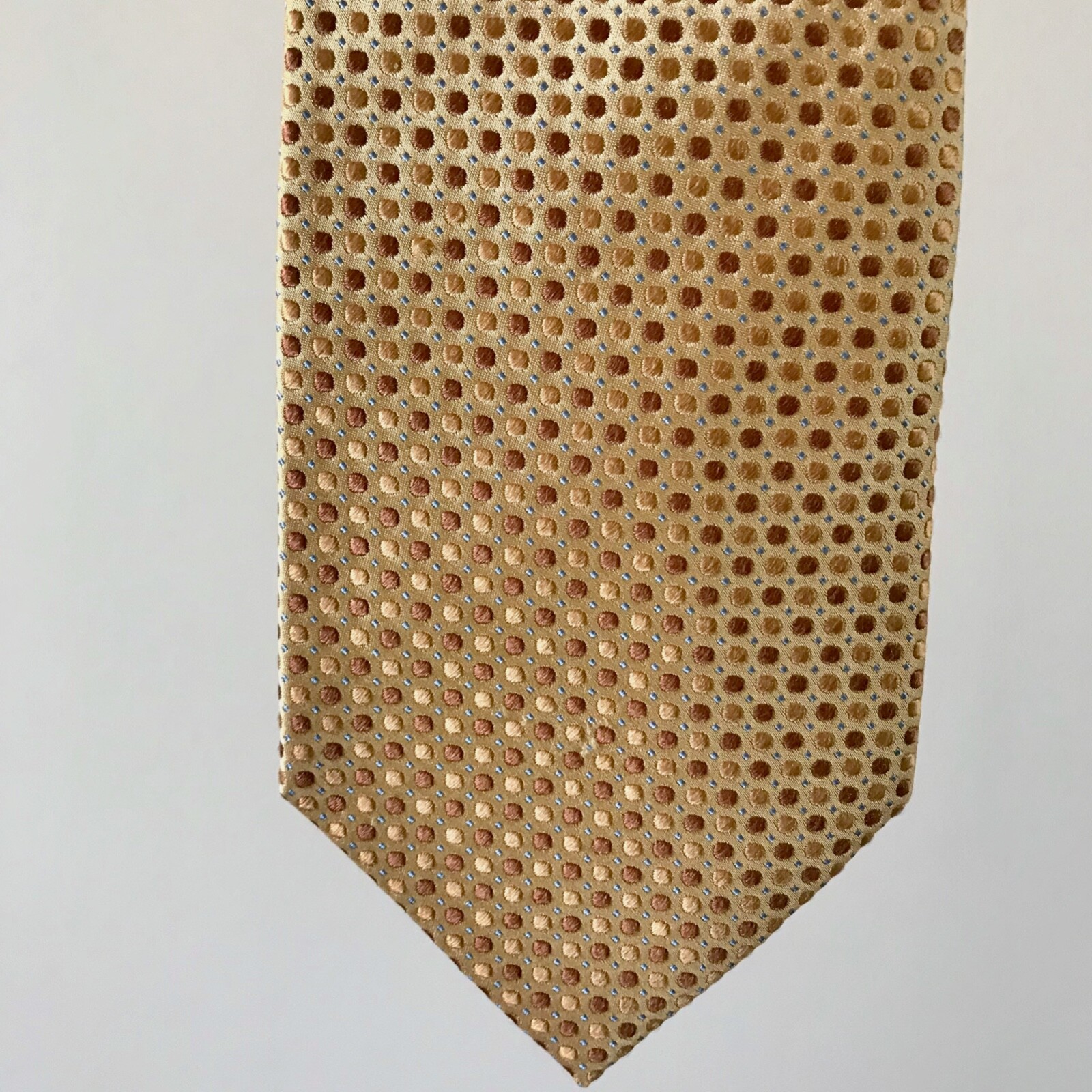 Men Tie Axcess A Handmade Neck Tie 100% Silk, Excellent Condition
