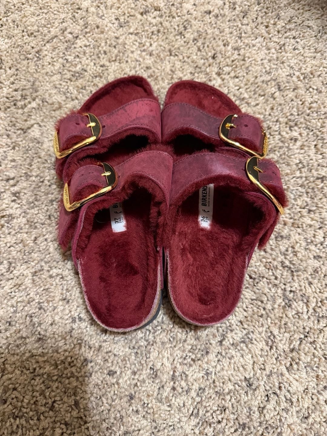 Birkenstock Arizona Big Buckle Shearling Oiled Leather Sandals Maroon Size 36