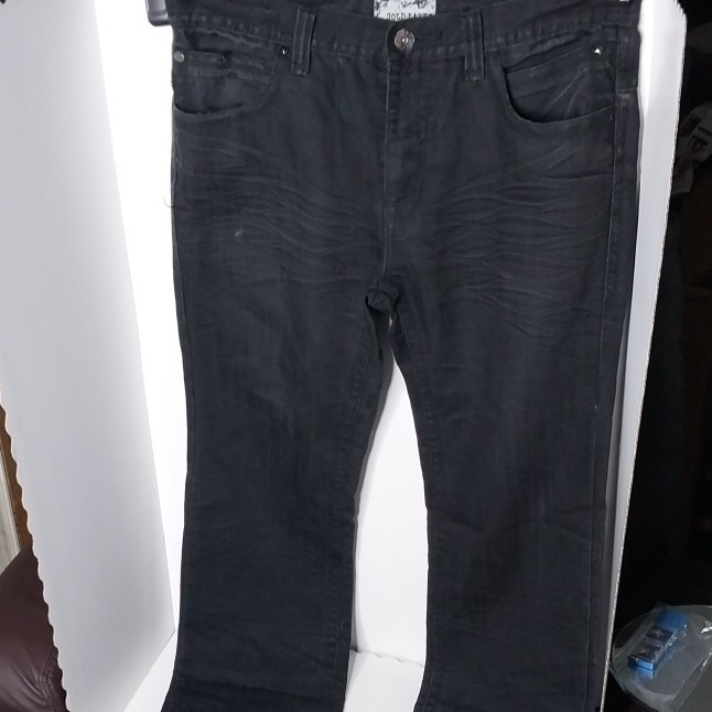 Gold Label Jeans Black With Metal Button Pockets And Pyramid Rivets 36×34