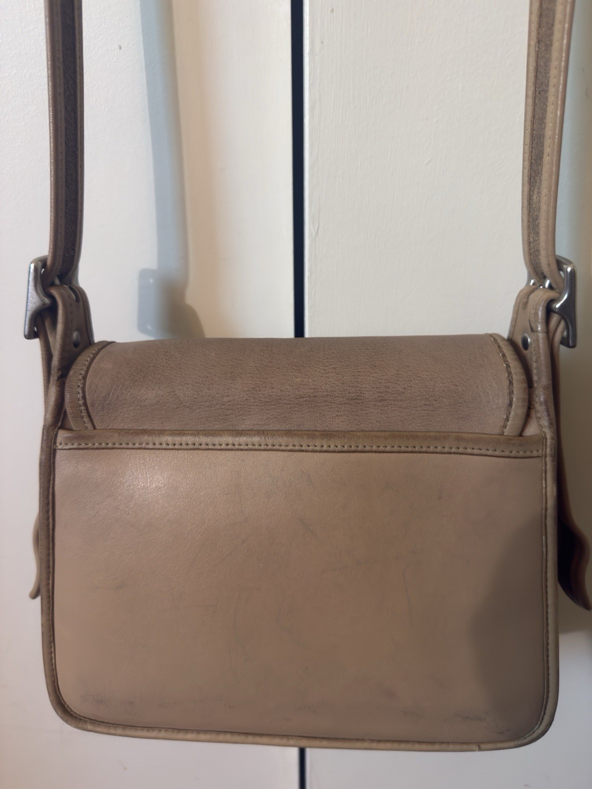 Coach Vintage Rambler’s Legacy #9061 Camel Color & Nickel Hardware