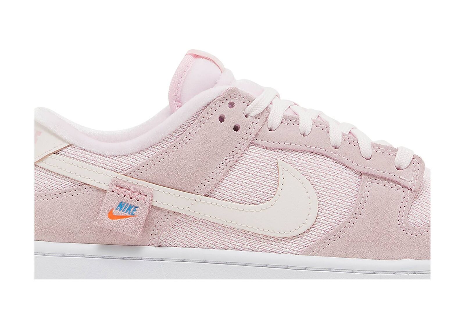 Nike Dunk Low ‘Teddy Bear – Light Soft Pink’ DZ5318-640 Women’s Shoes