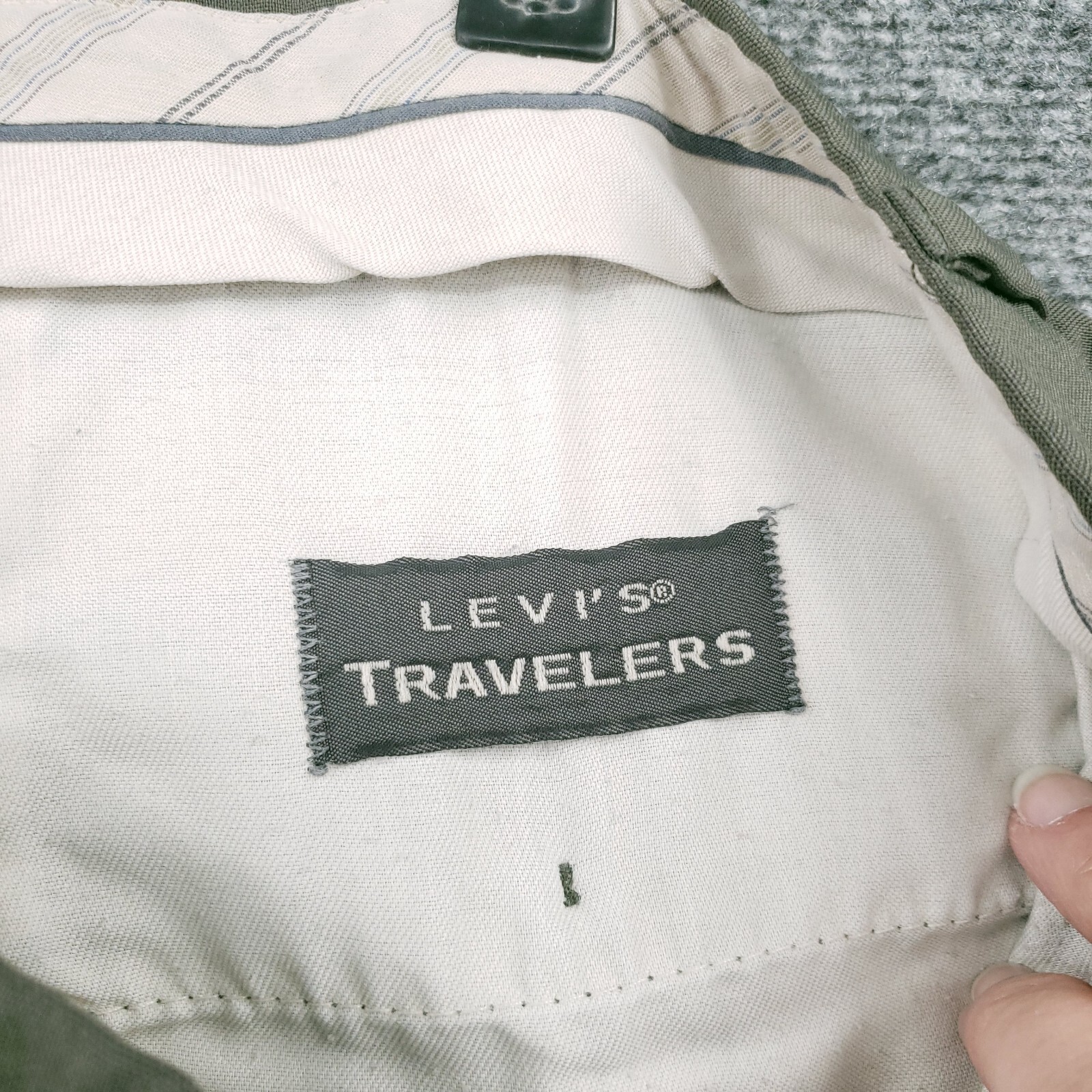 VINTAGE Levis Dress Pants 34×30 Green Travelers Trevira Pleated Straight Trouser