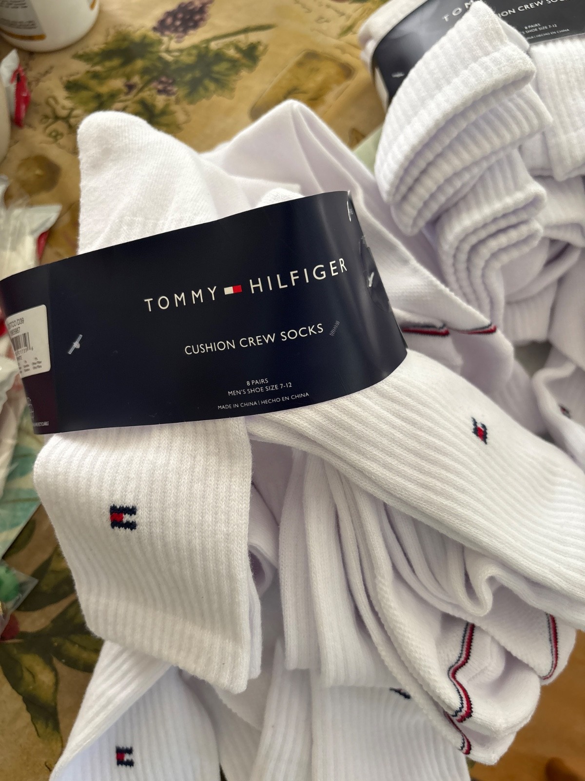 BRAND NEW 16 Tommy Hilfiger Men’s Socks 8/pack. White mens 7-12. 2 packs.