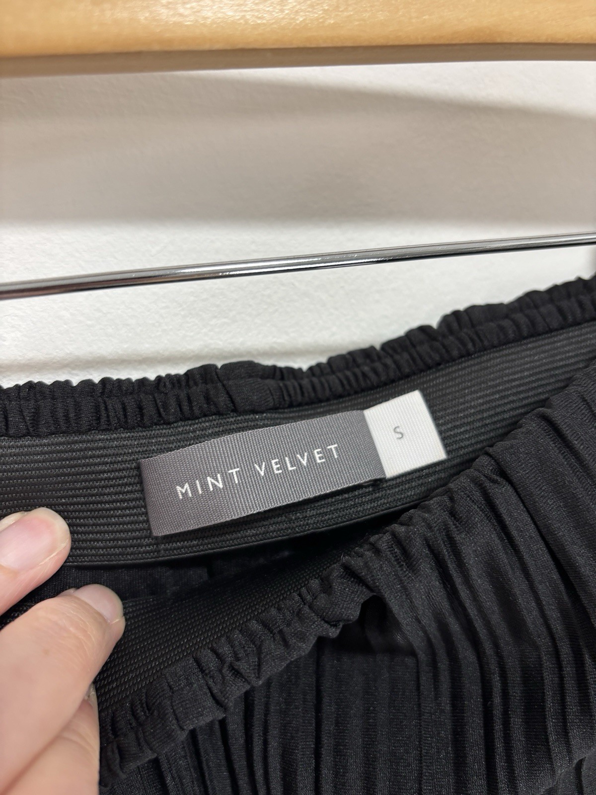 Mint Velvet Plissé Trousers Size Small Black Elasticated Waist Wide Leg *Read*