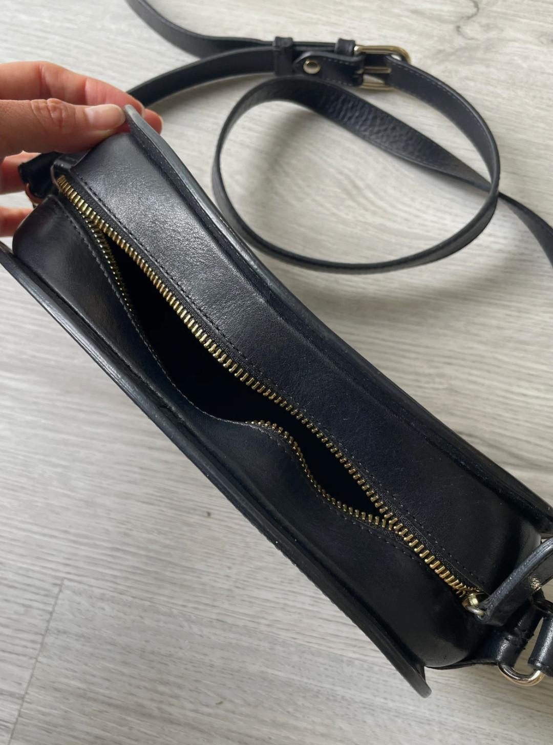 APC Demi-lune Half Moon Shoulder Bag – Black Crossbody Classic