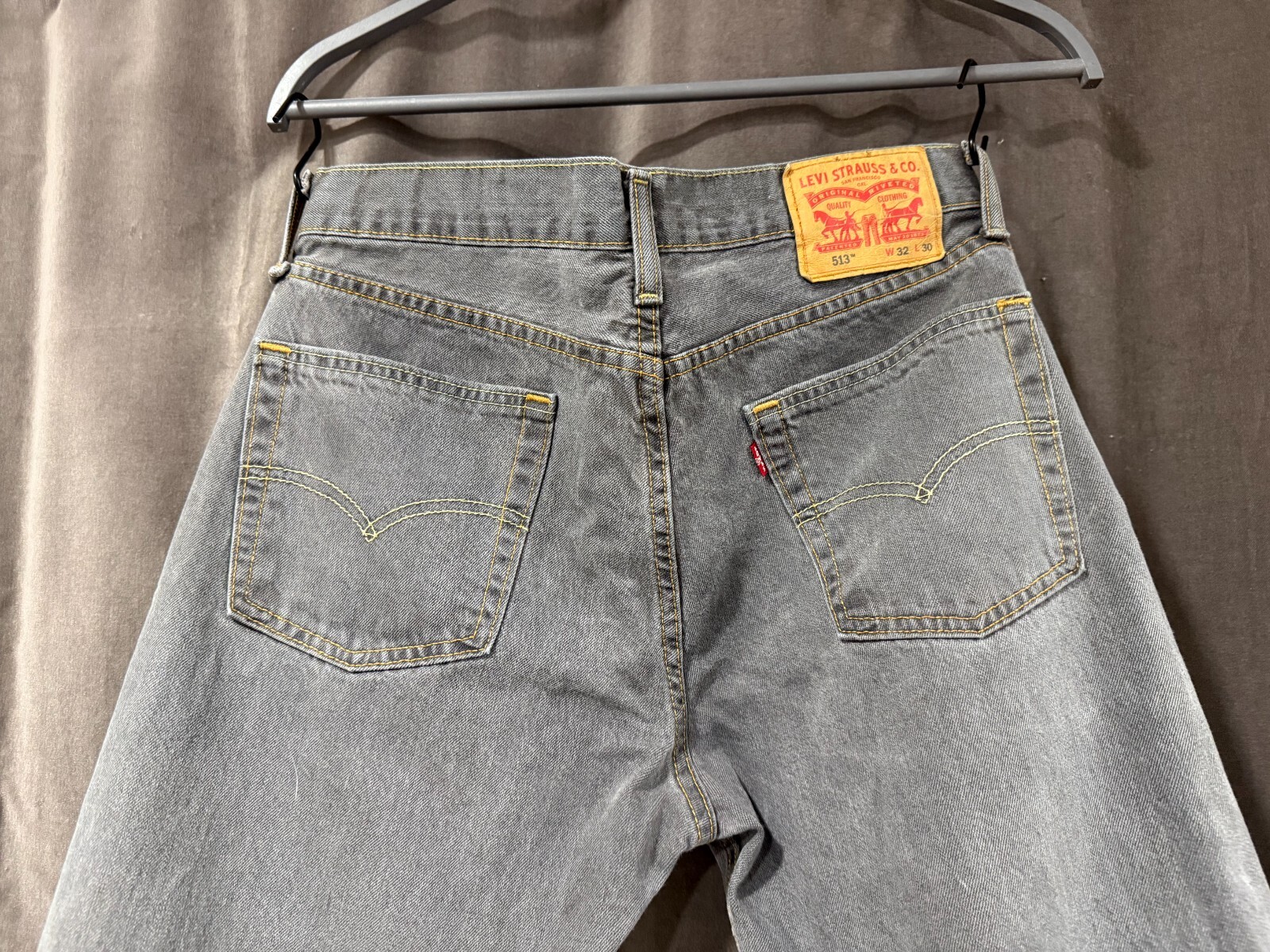 Levis 513 Gray Denim Cotton 32×30 Jeans – Defect