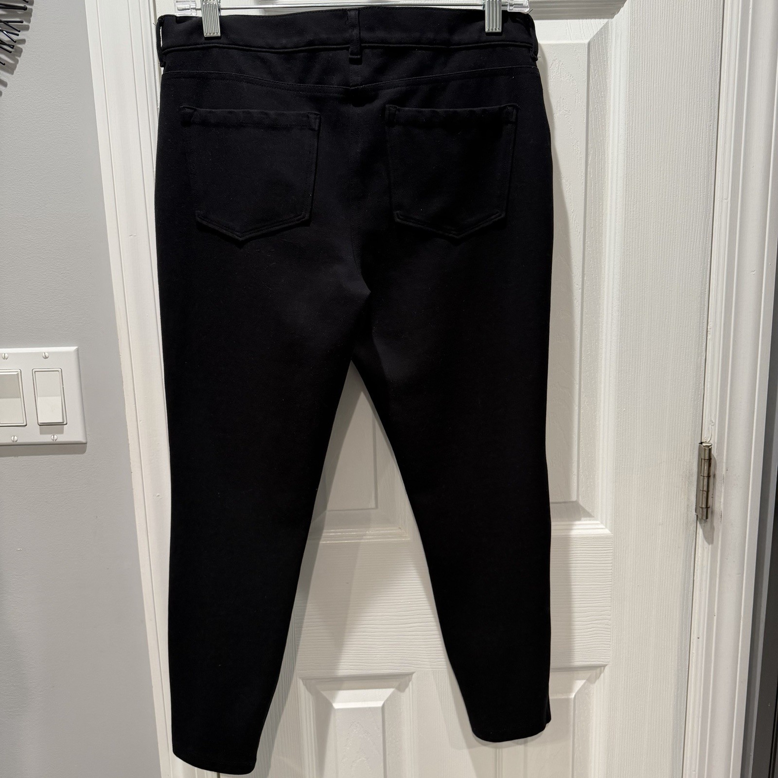 Thompson Women’s Black Slim Skinny Pants Stretch Pockets Mid Rise 26 Inseam