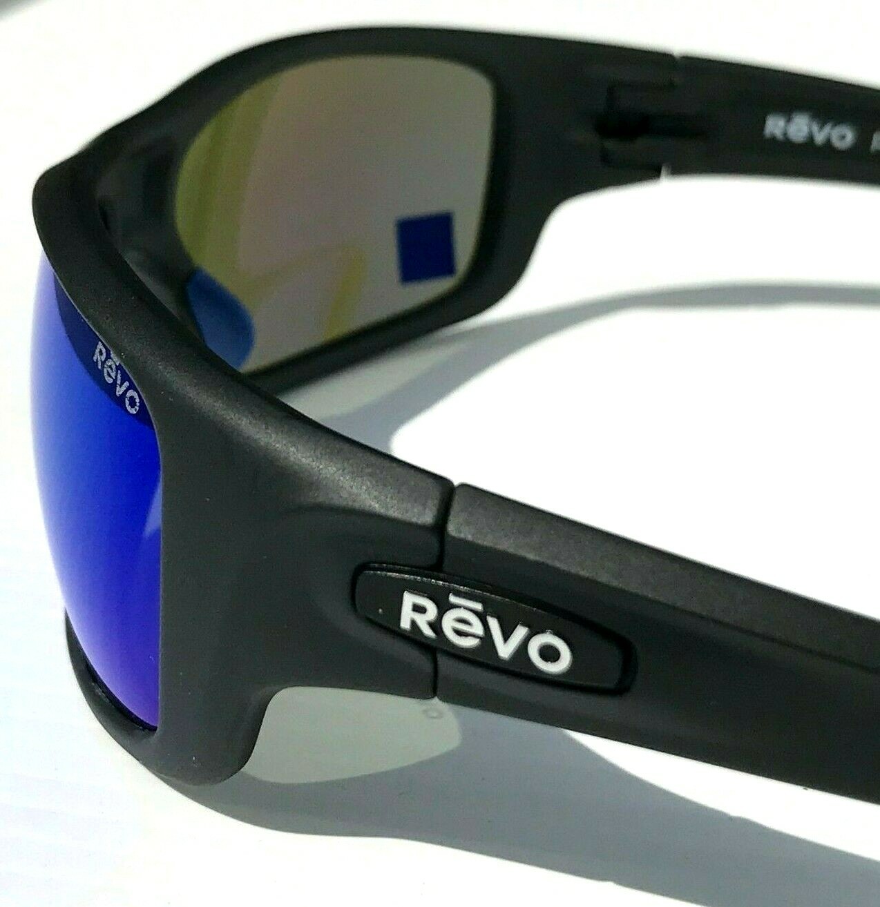 NEW Revo JASPER Black Matte POLARIZED Blue Crystal Glass Sunglasses 1111 01 H2O